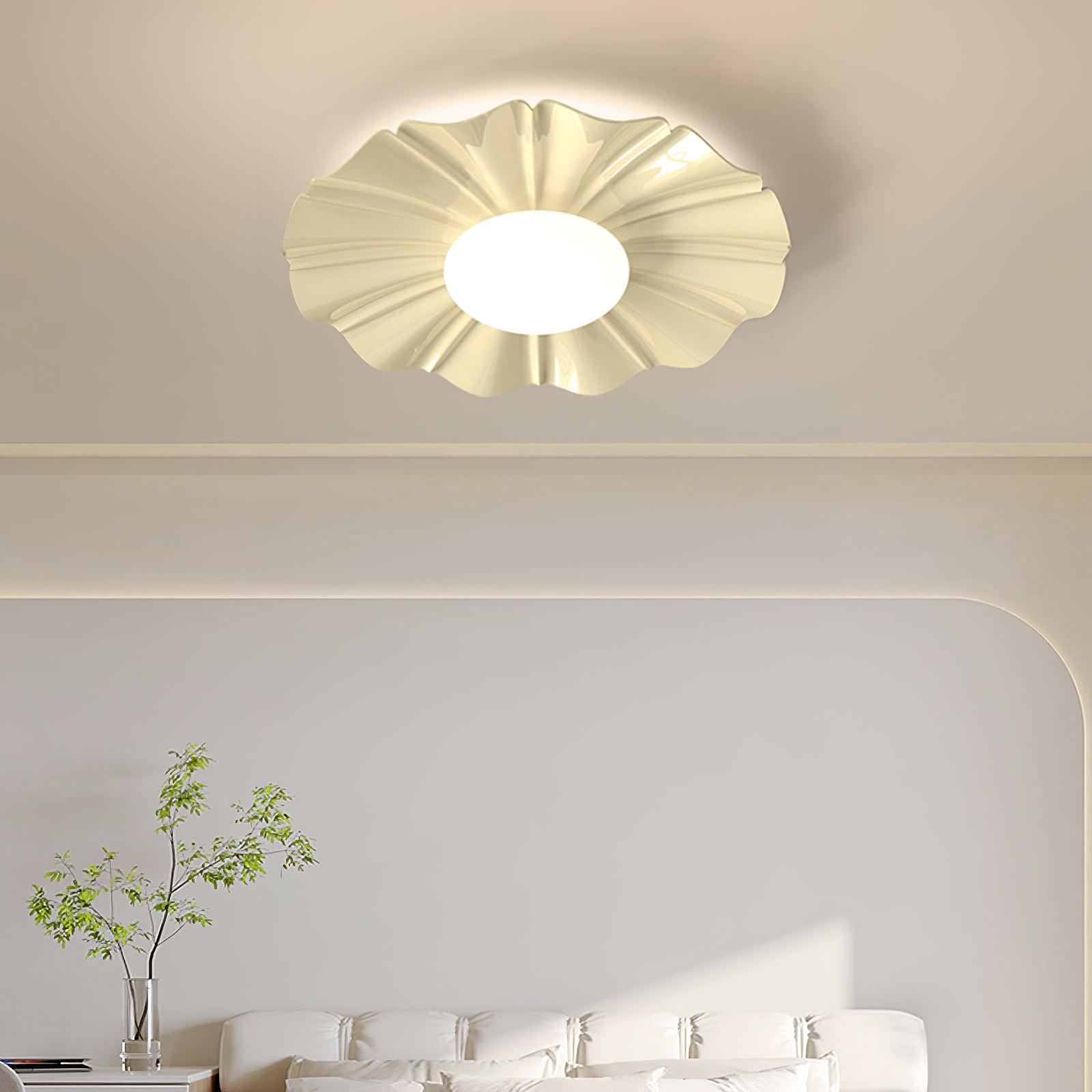 Lustra Ceiling Light Gold LED Scalloped for Bedroom - Letslighting