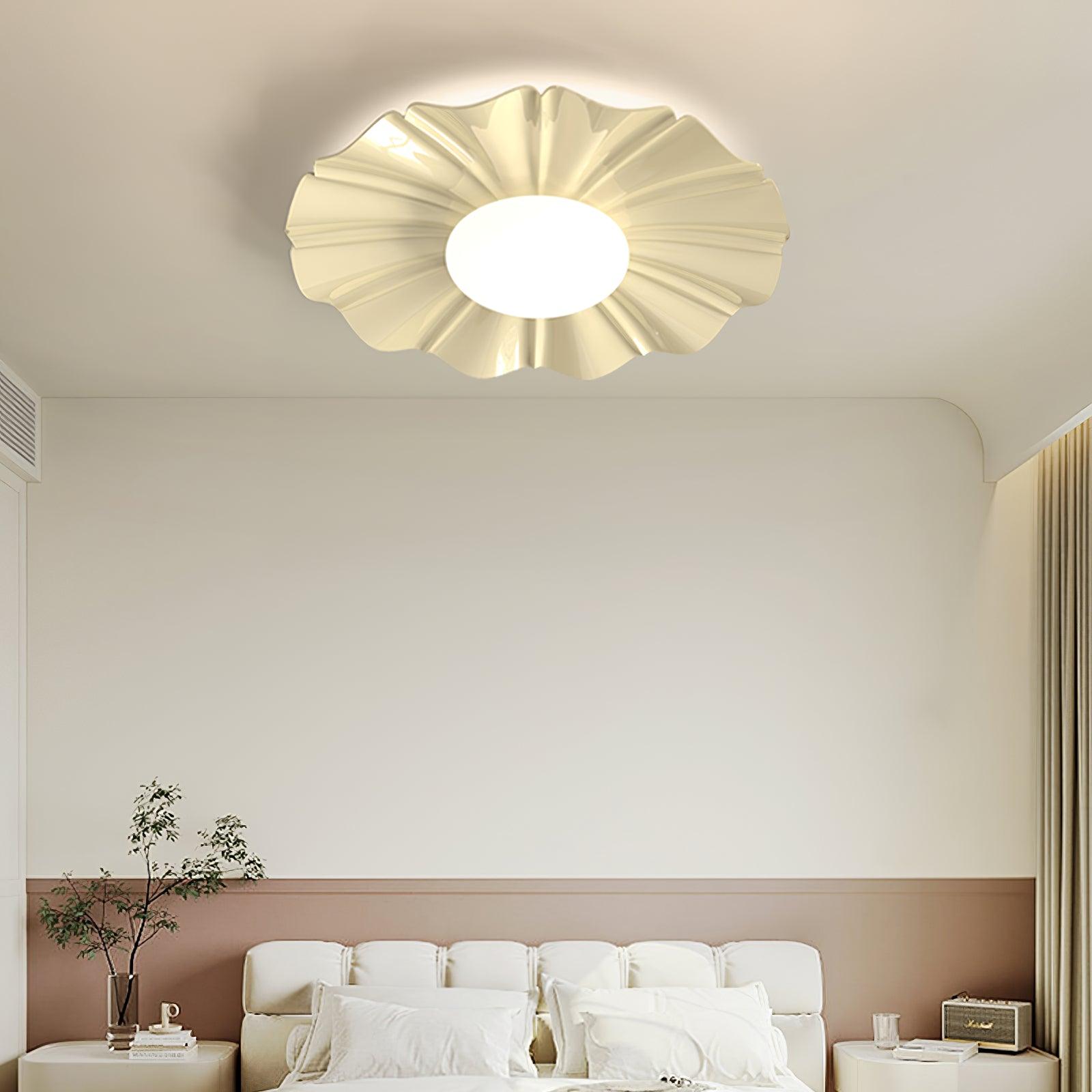 Lustra Ceiling Light Gold LED Scalloped for Bedroom - Letslighting