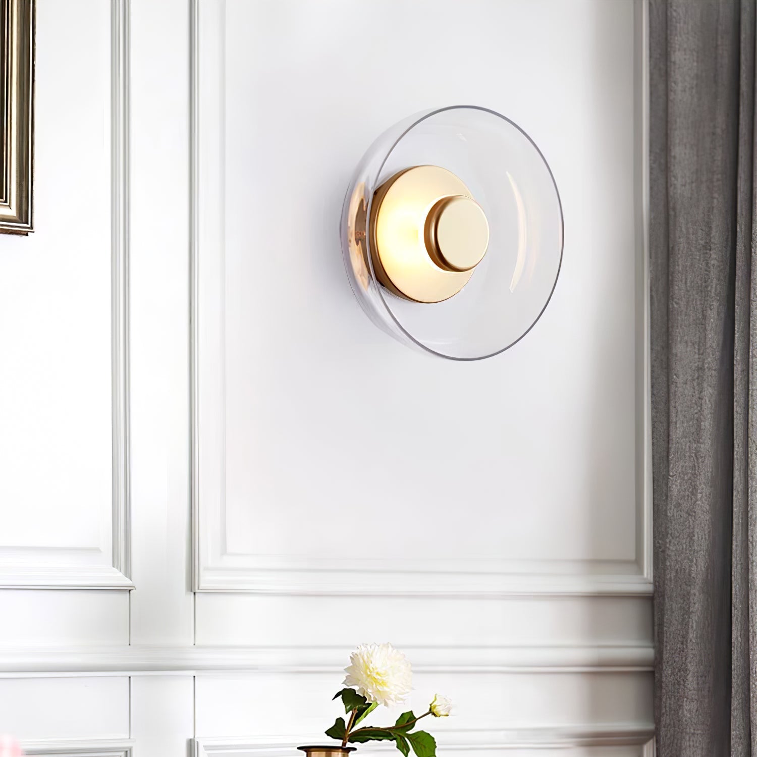 Crux Modern Minimalist Brass Glass Wall Light - Letslighting