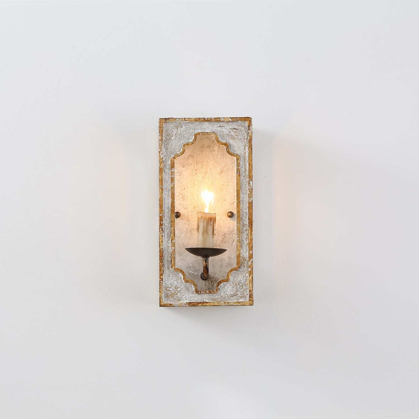 Vatnuvyd Rustic Cube Wooden Sconce - Letslighting