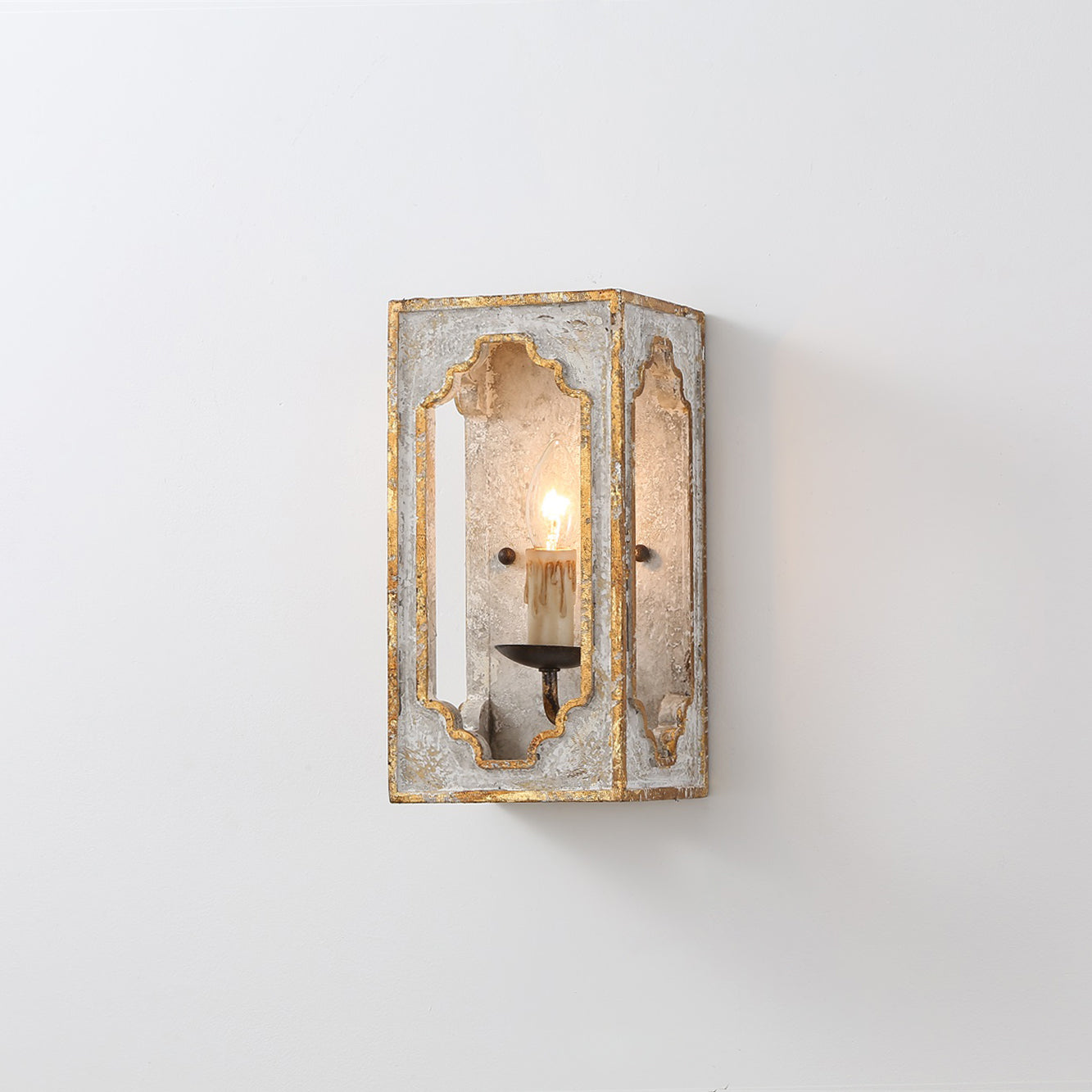 Vatnuvyd Rustic Cube Wooden Sconce - Letslighting
