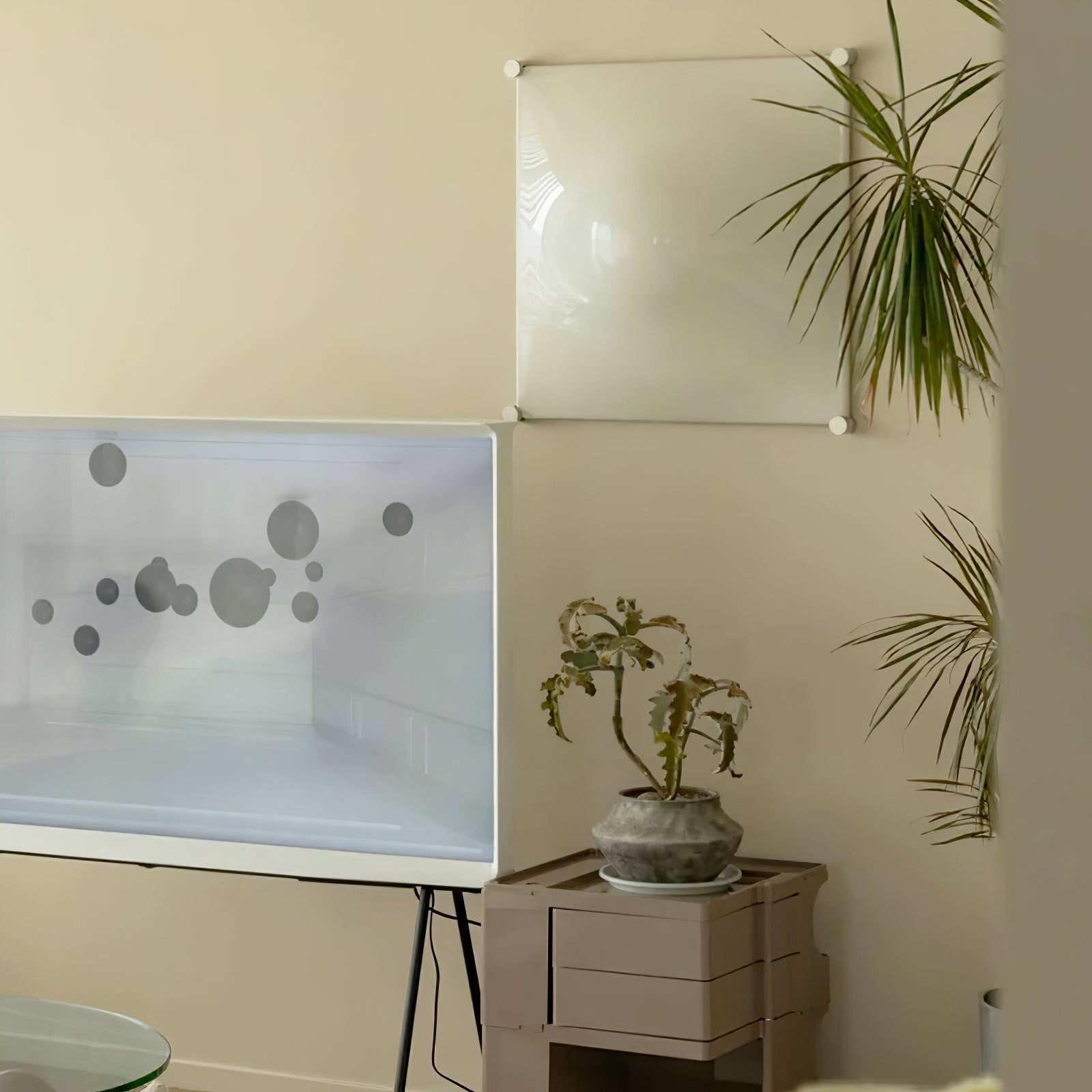 Bolla Ceiling Lamp Curved Triangle Shade Minimalist - Letslighting