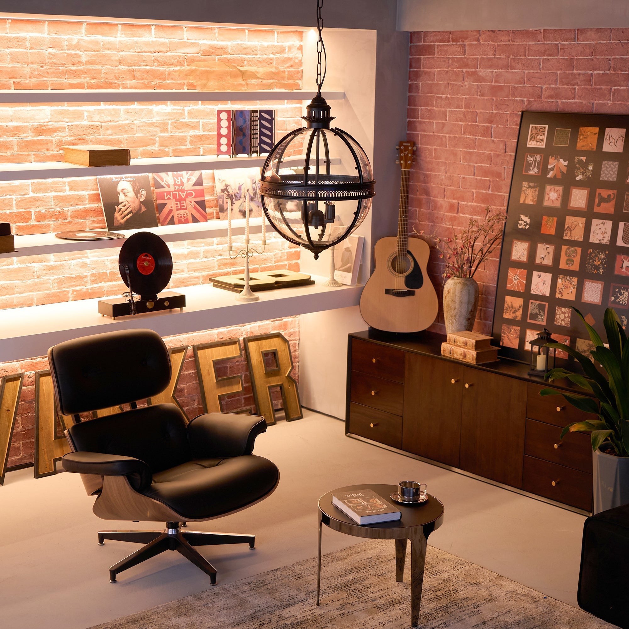 Epoch Retro Braeden Pendant Light Glass