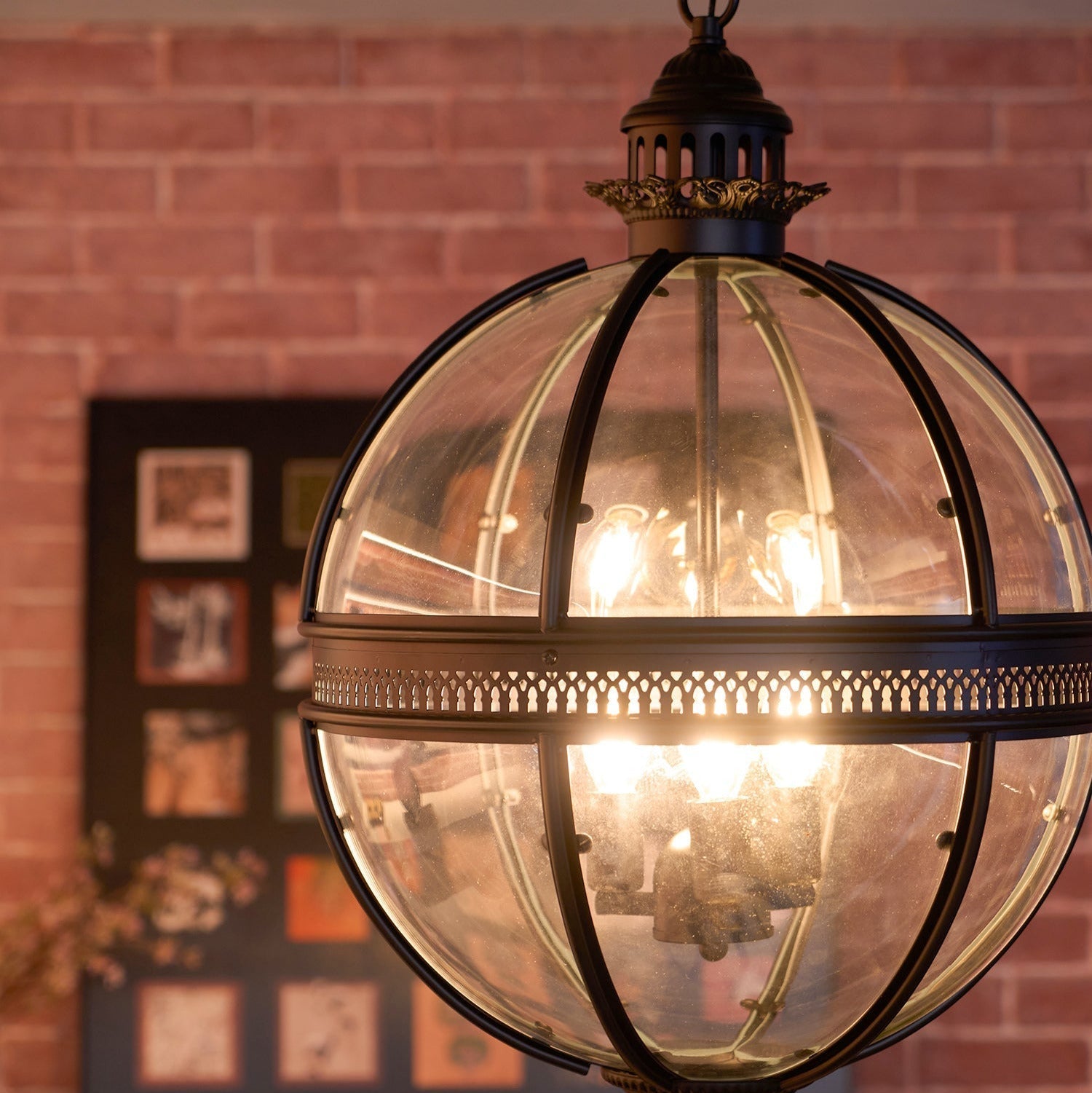 Epoch Retro Braeden Pendant Light Glass