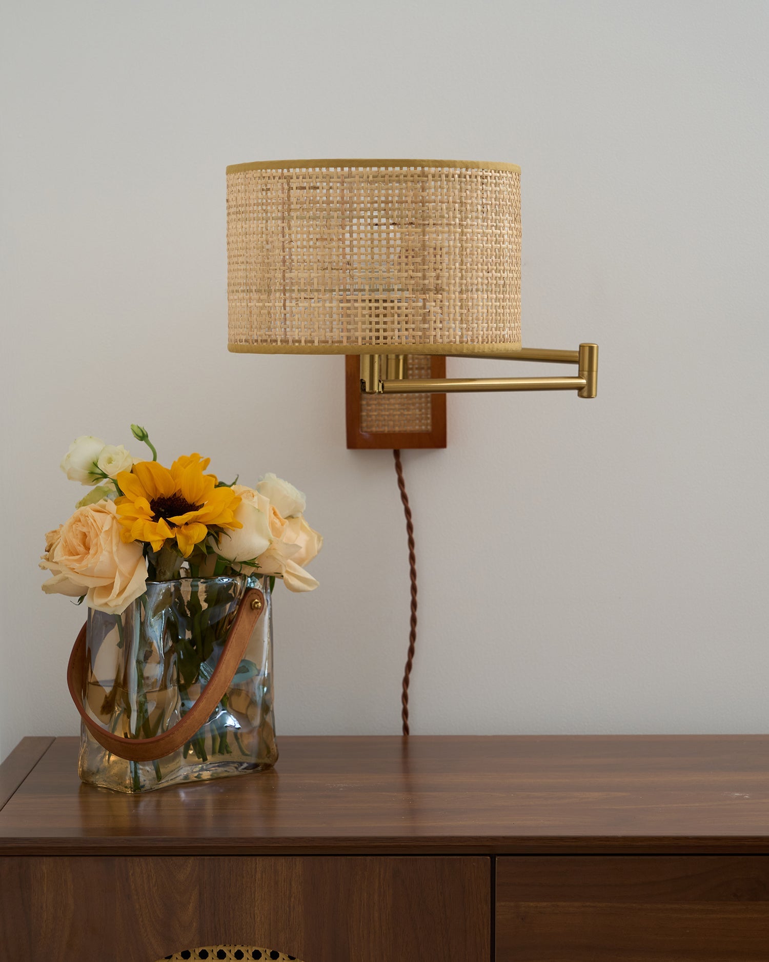 Rivaro Swing Arm Wall Lamp - Letslighting