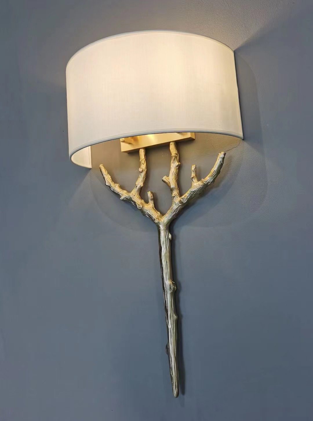 Ceryndir Antler Brass Wall Sconce - Letslighting