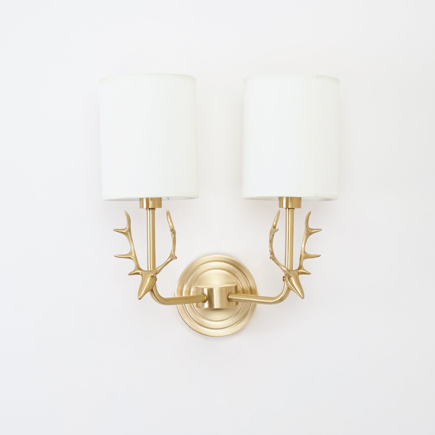 Noble Elegance Deer Head Brass Wall Light - Letslighting