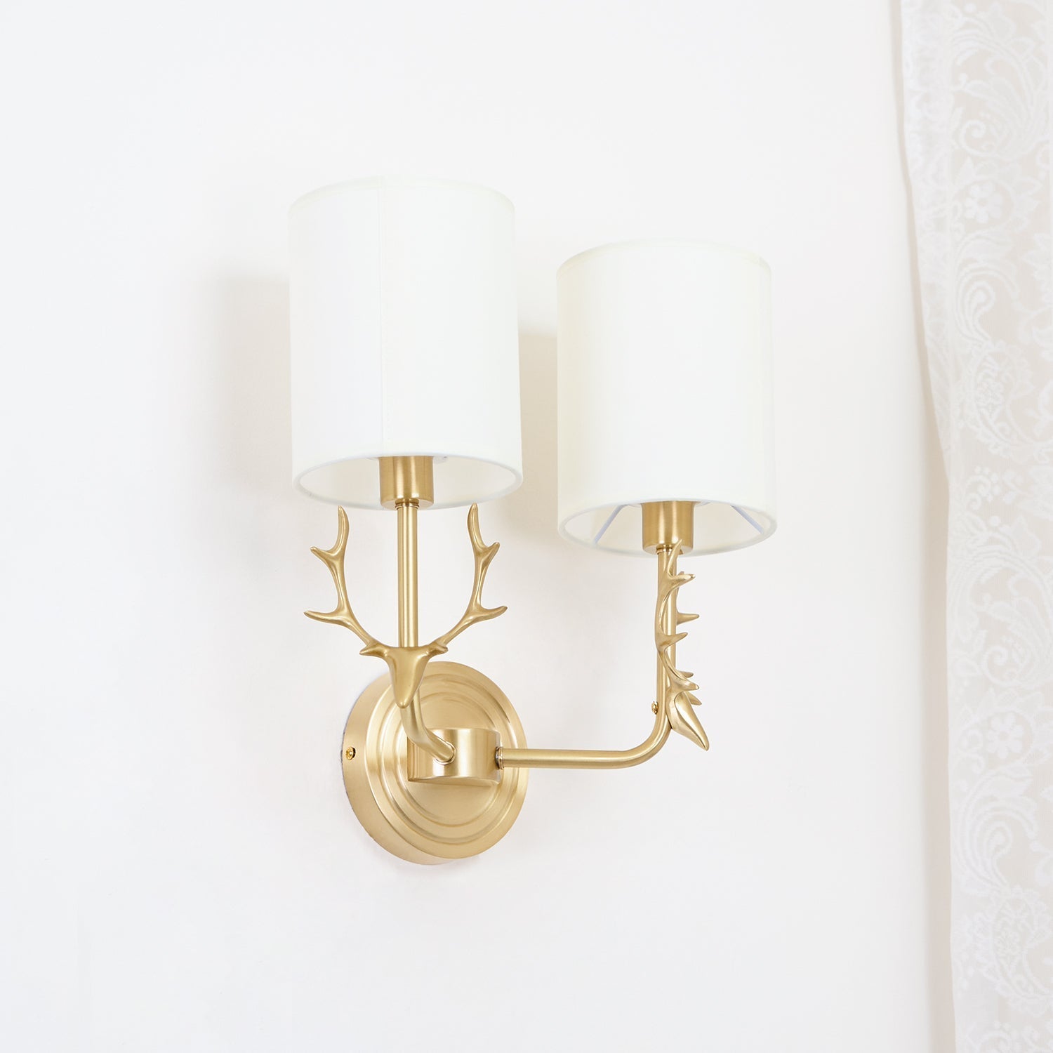 Noble Elegance Deer Head Brass Wall Light - Letslighting