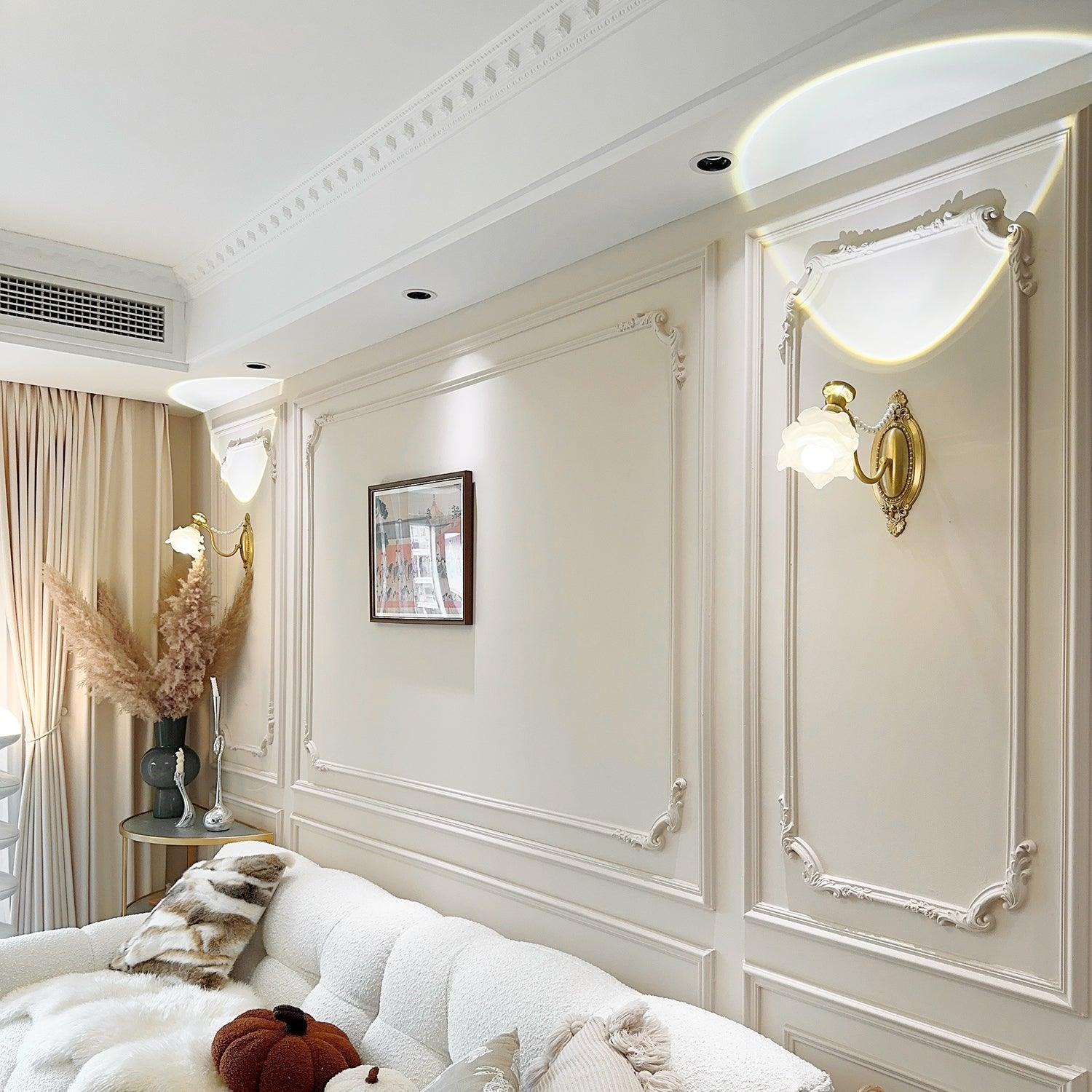 Zoey Brass Floral Wall Lamp - Letslighting