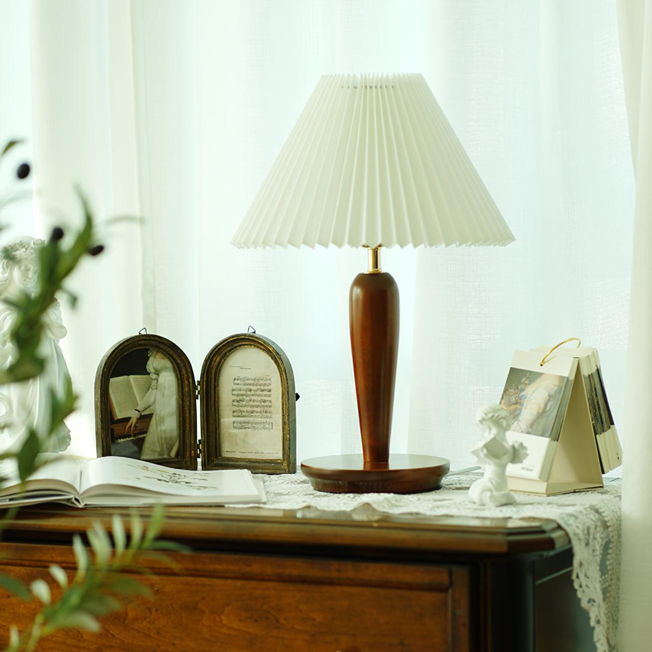 Mary Modern Fabric Table Lamp - Letslighting