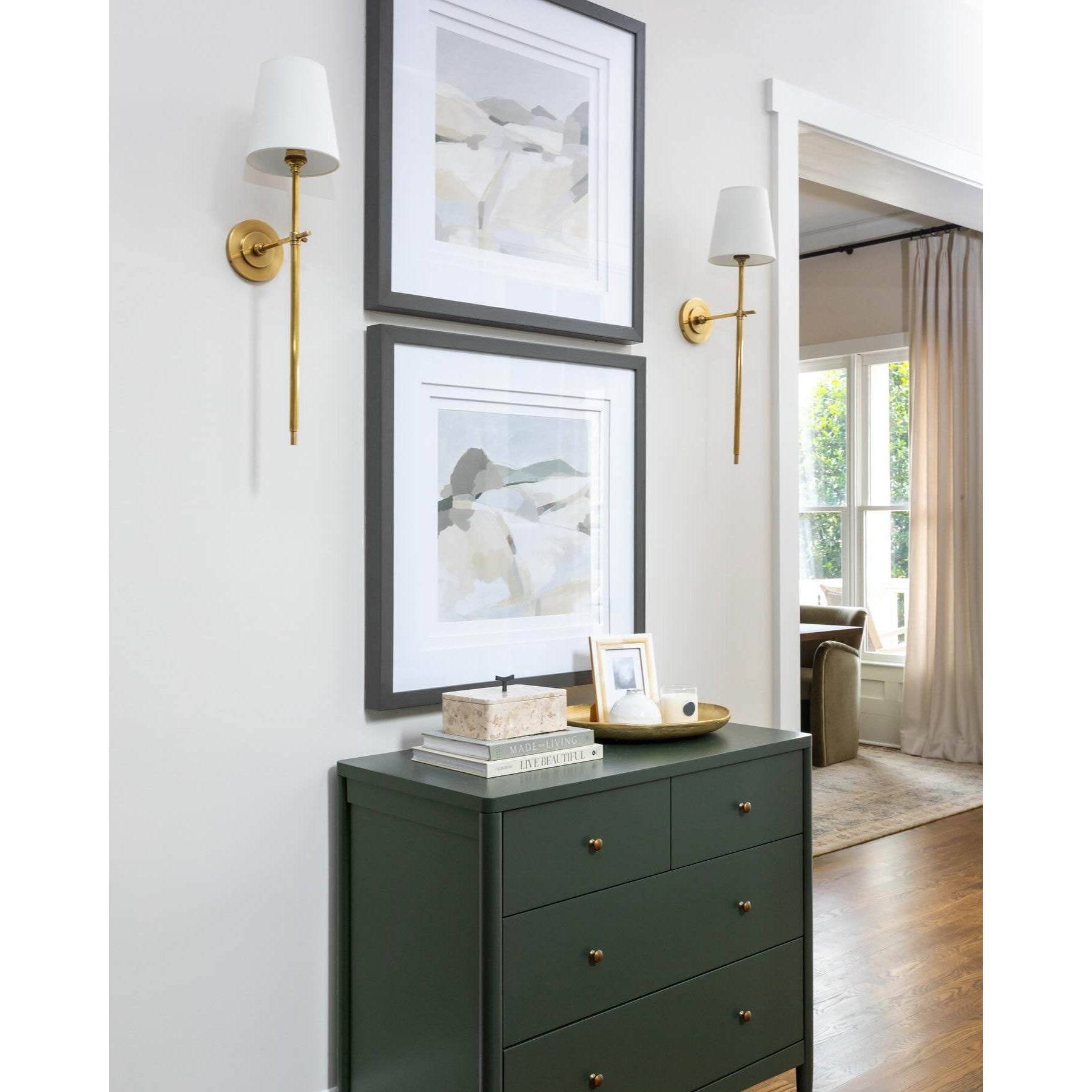 Platina Modern Minimalist Brass Fabric Wall Lamp - Letslighting