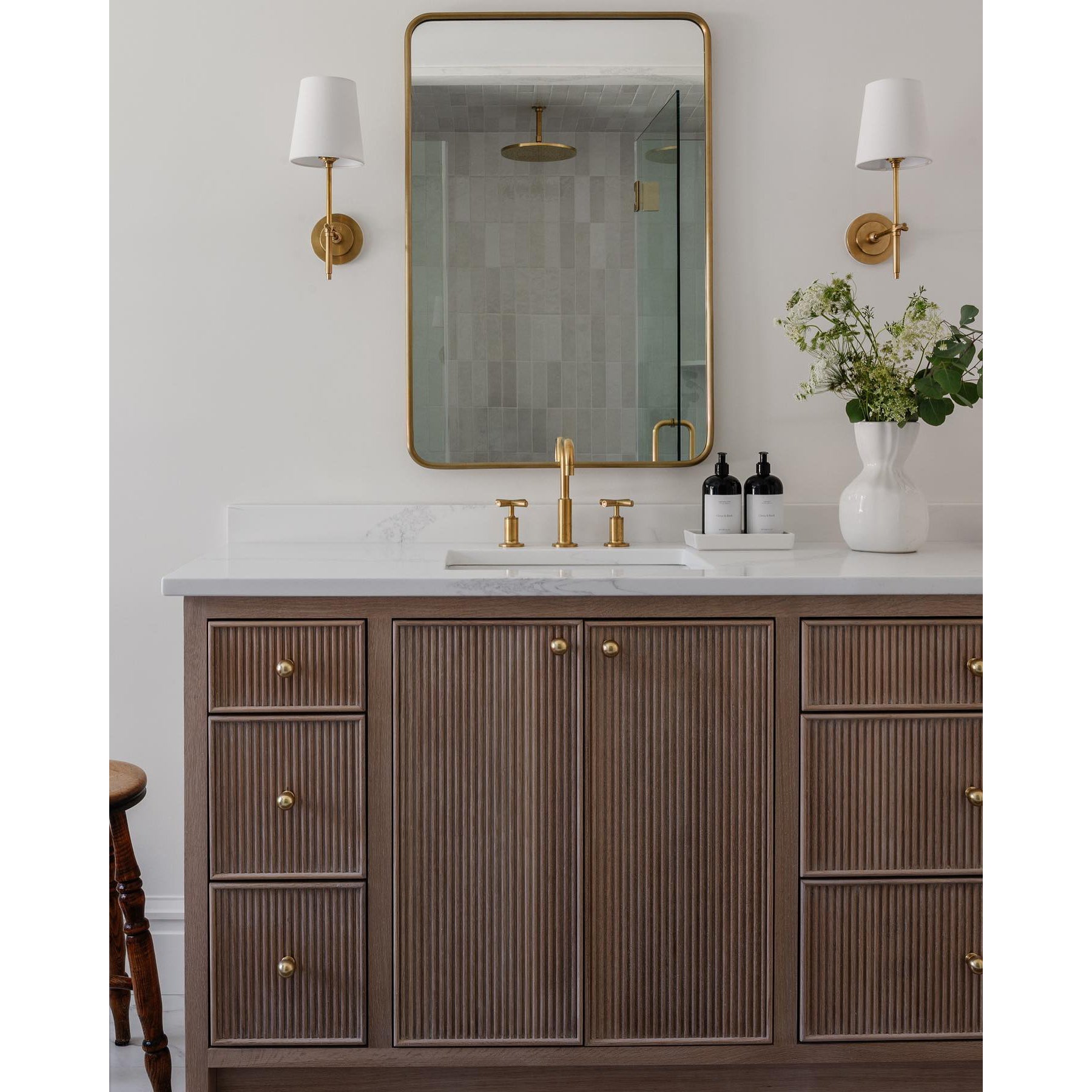 Platina Modern Minimalist Brass Fabric Wall Lamp - Letslighting