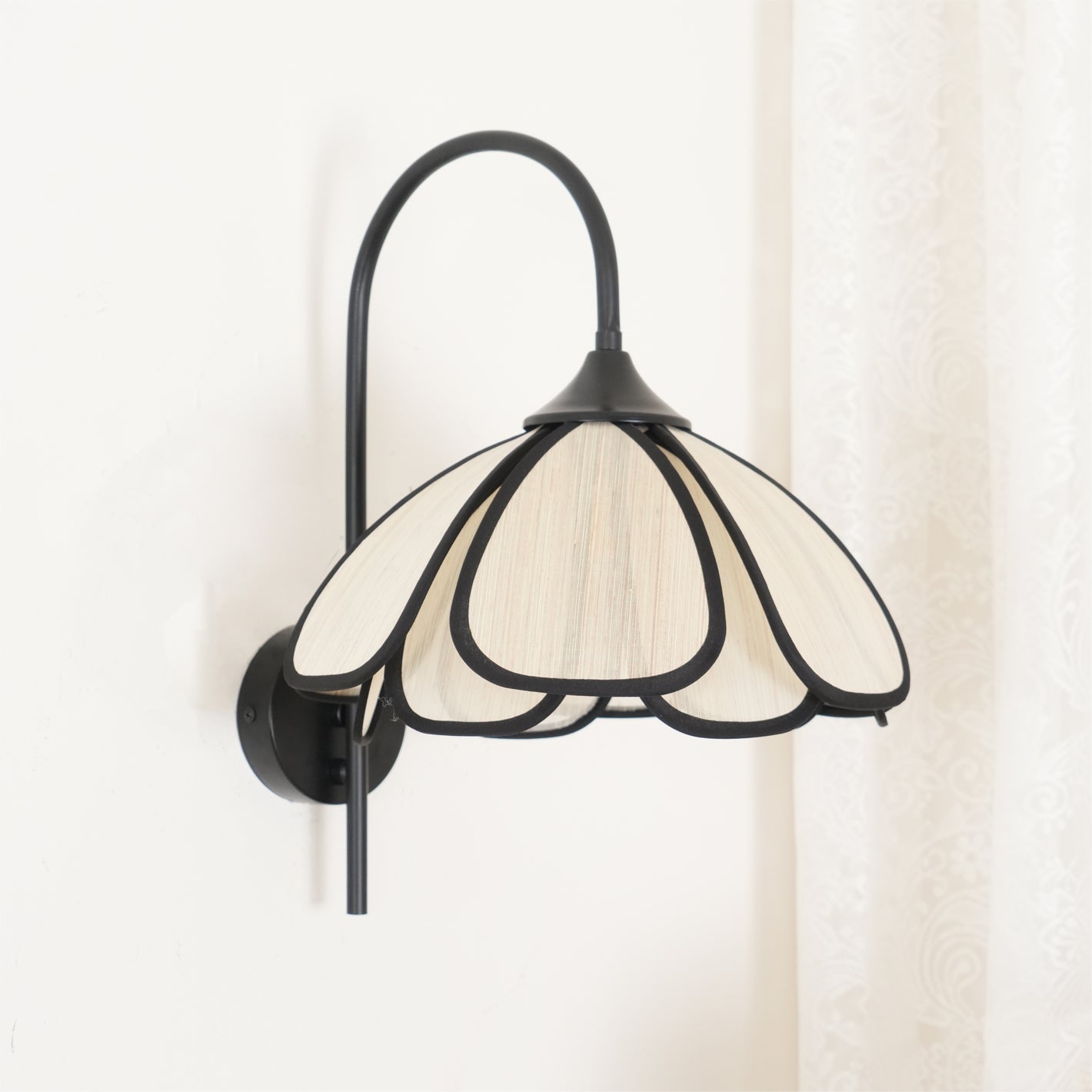 Ivsiliel Natural Burnt Petal Wall Lamp - Letslighting