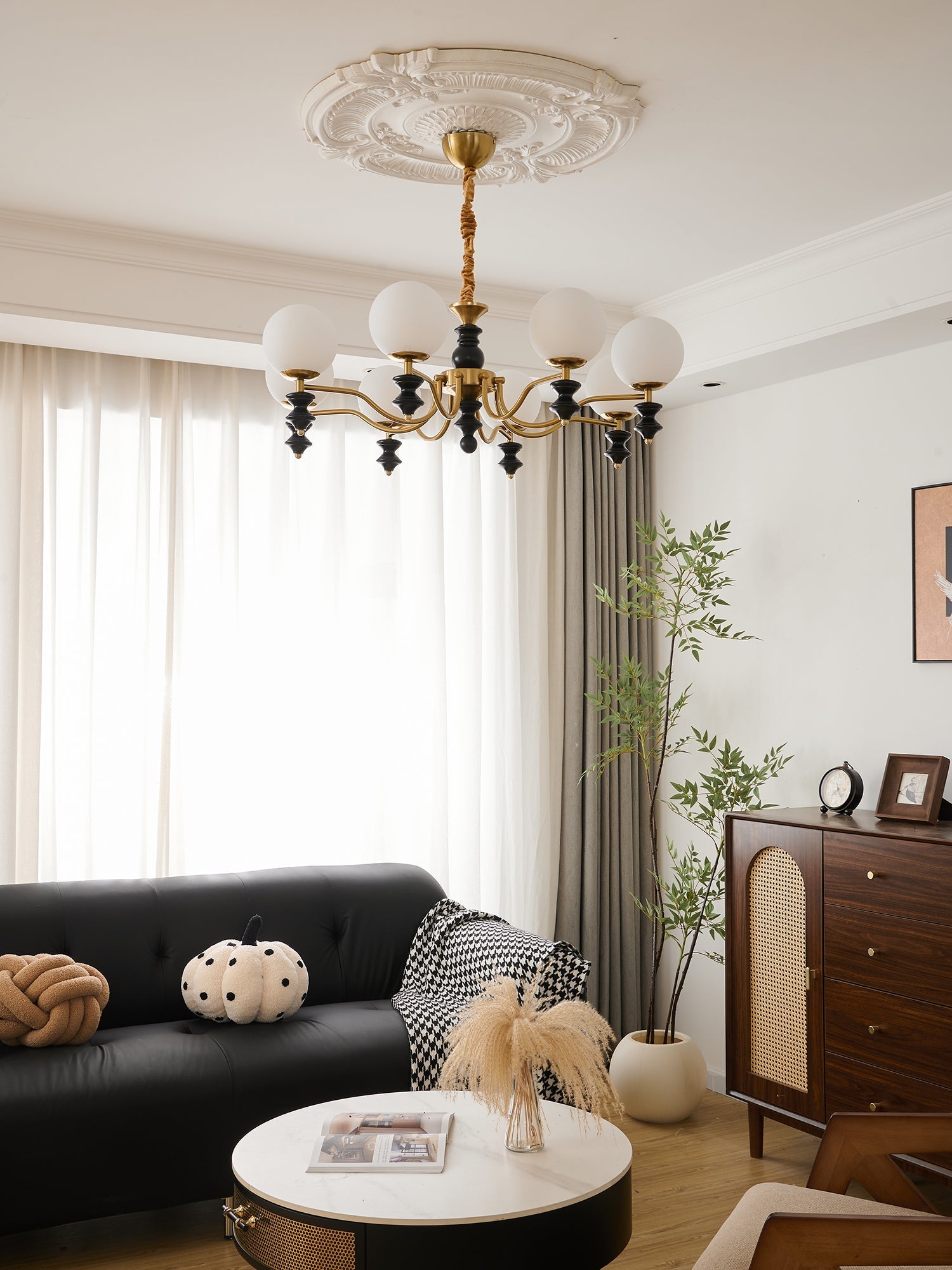 Ordore Traditional Elegance Vintage Wood Chandelier - Letslighting