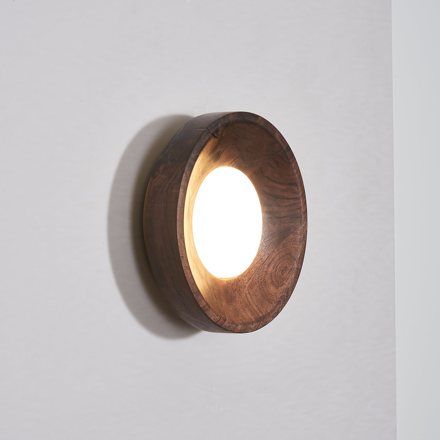 Lustra Wall Lamp Walnut Wood Acrylic - Letslighting