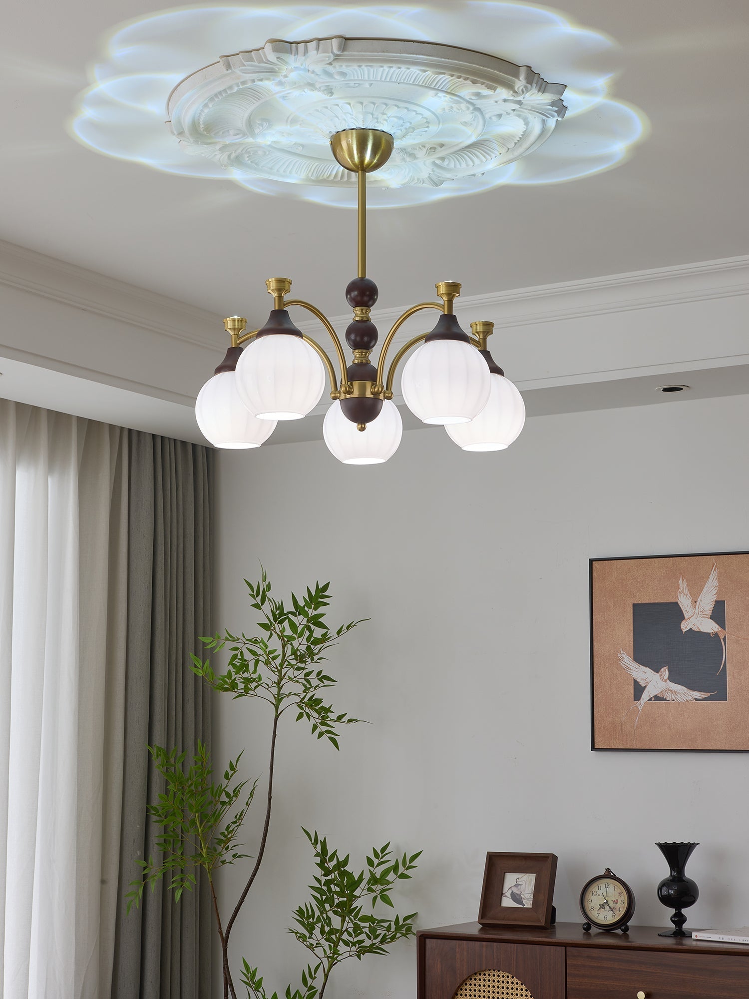 Illoros Traditional Elegance Wood Chandelier - Letslighting