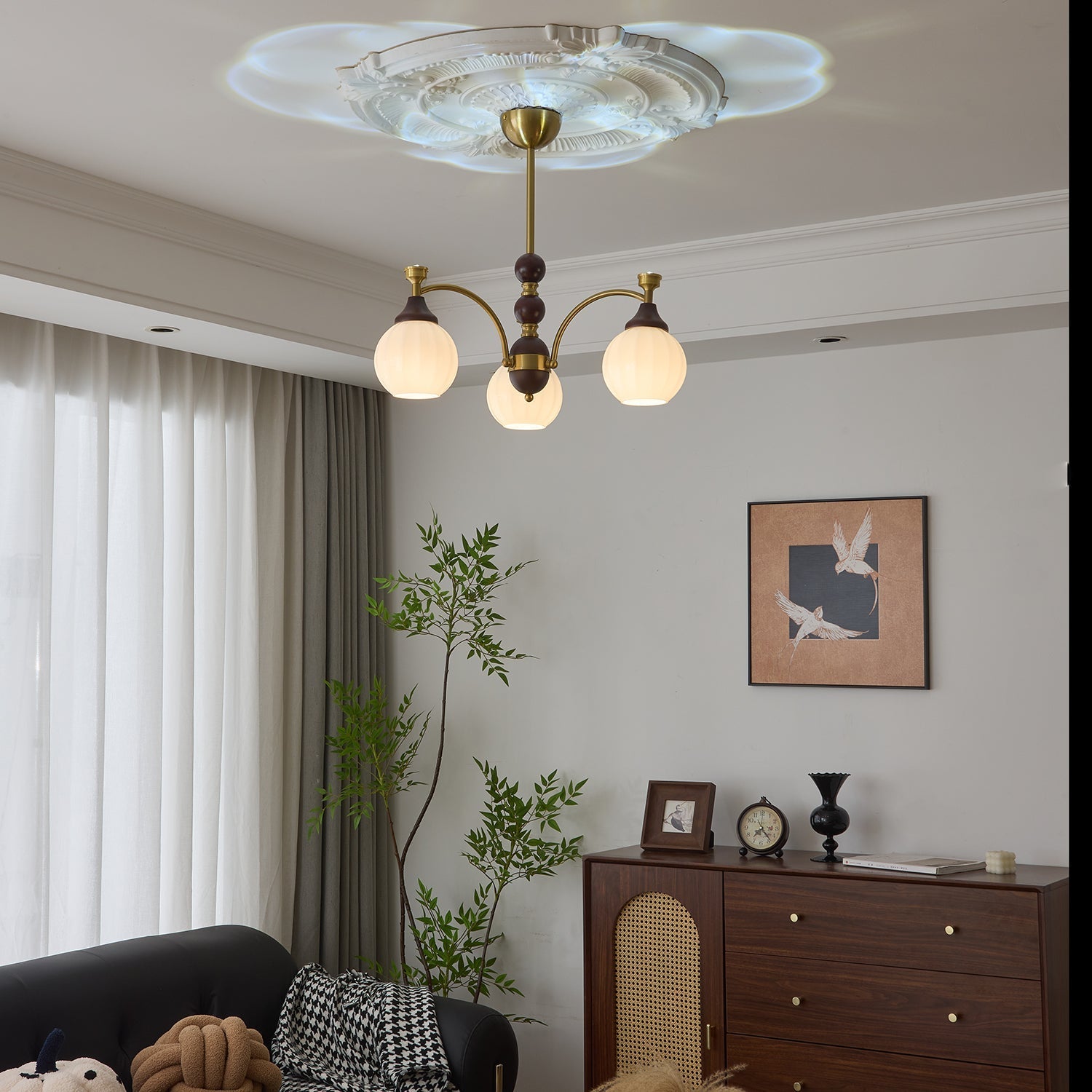Illoros Traditional Elegance Wood Chandelier - Letslighting