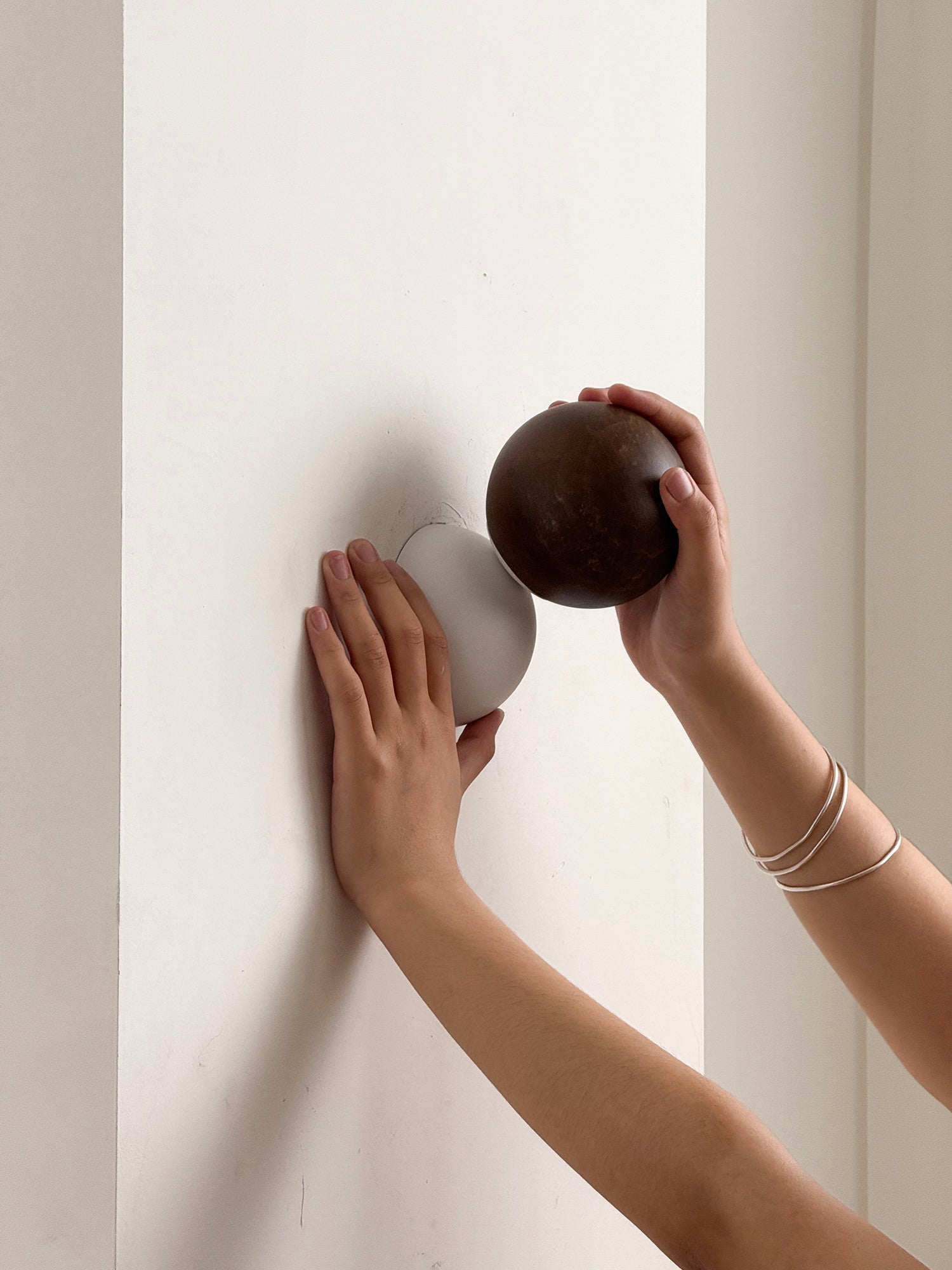 Arca Modern Minimalist Eclipse Mrable Wall Lamp - Letslighting