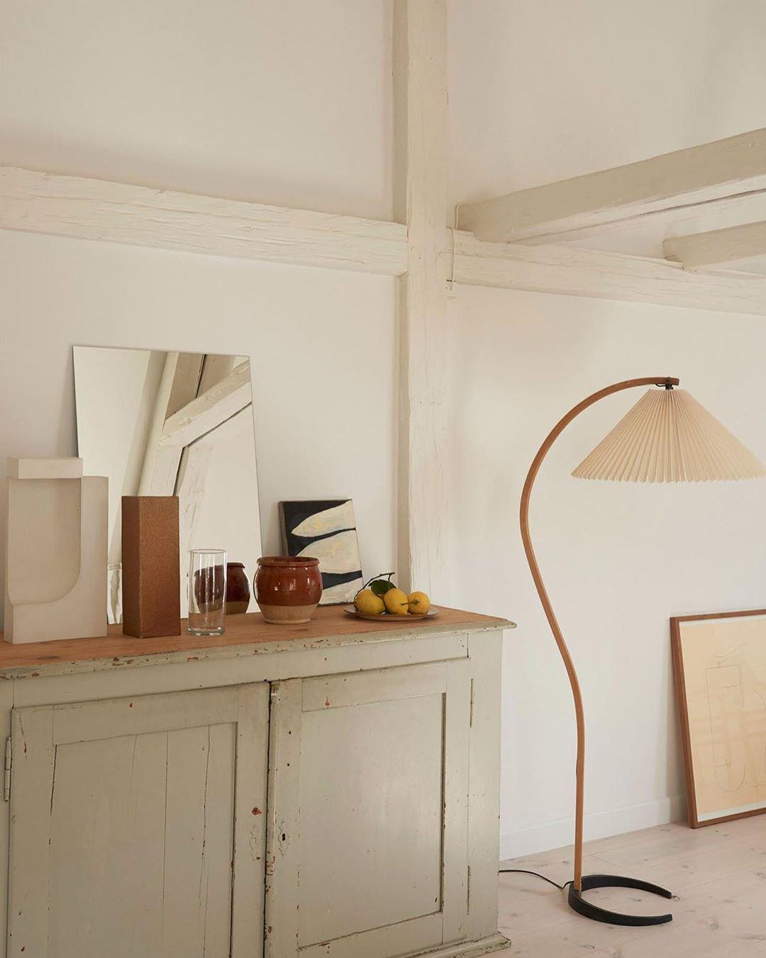 Viaro Wood Floor Lamp - Letslighting