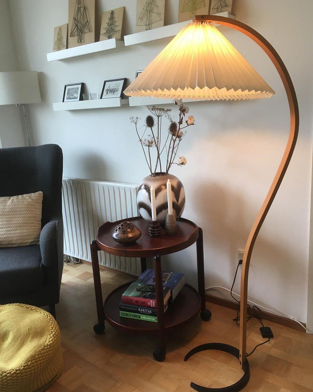 Viaro Wood Floor Lamp - Letslighting