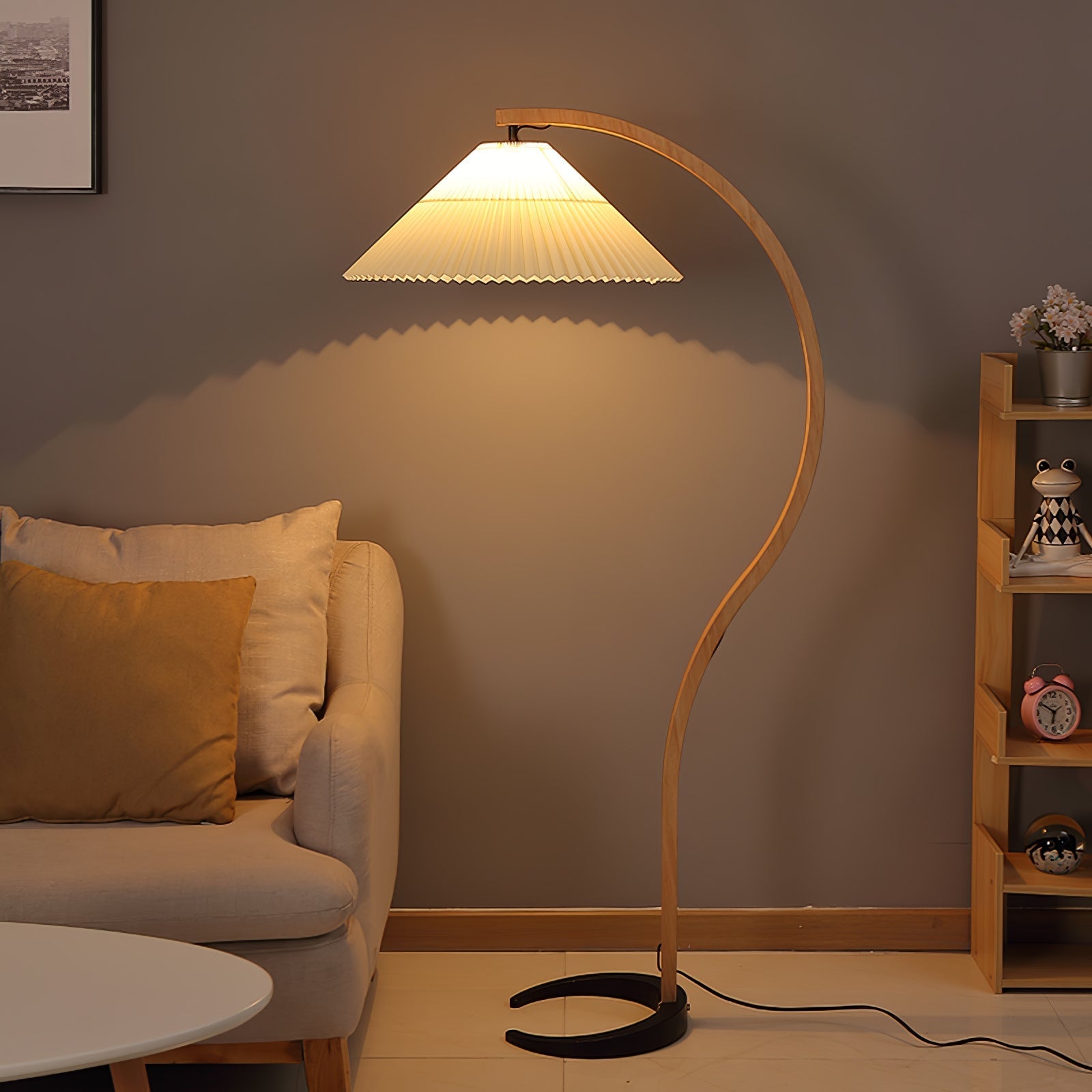 Viaro Wood Floor Lamp - Letslighting