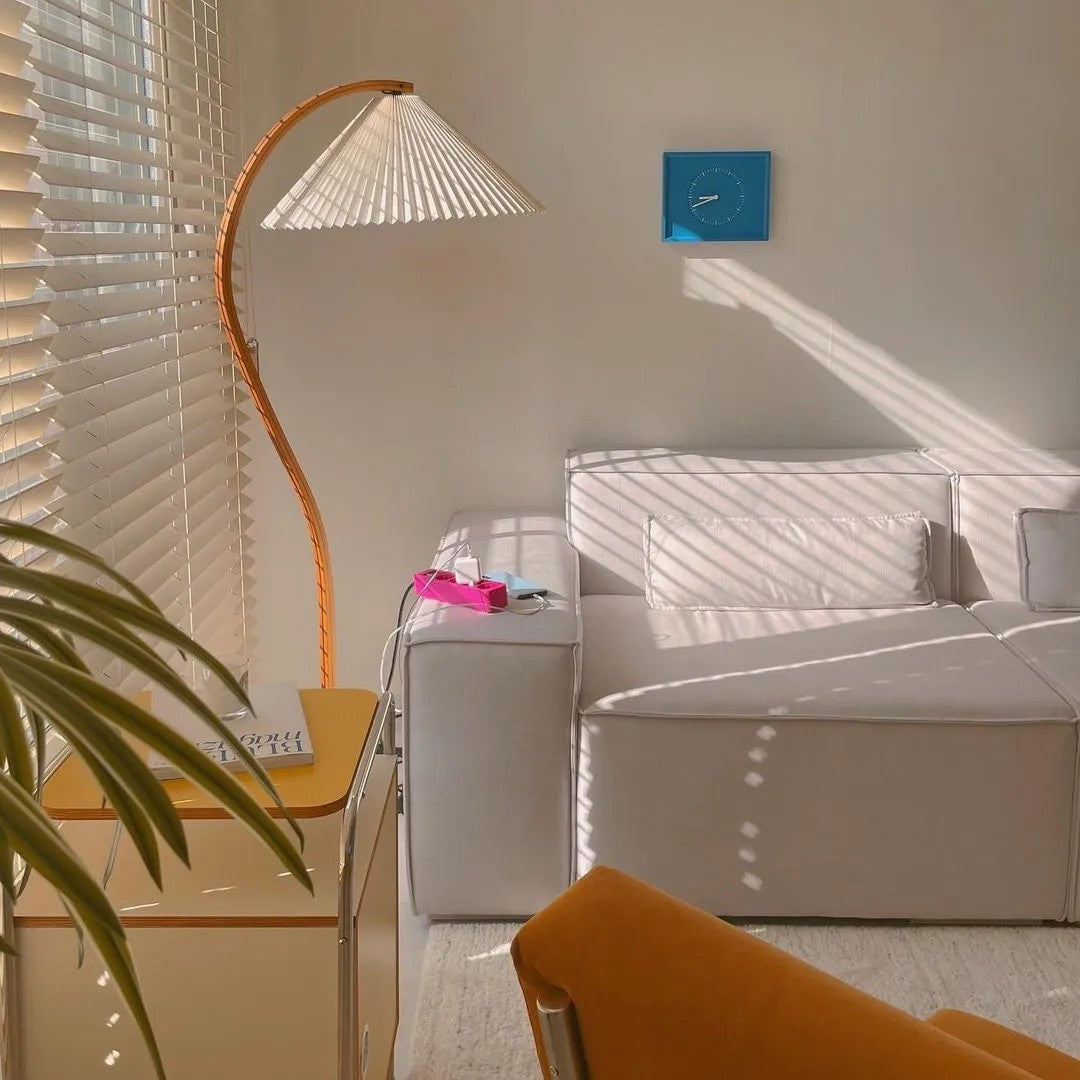 Viaro Wood Floor Lamp - Letslighting