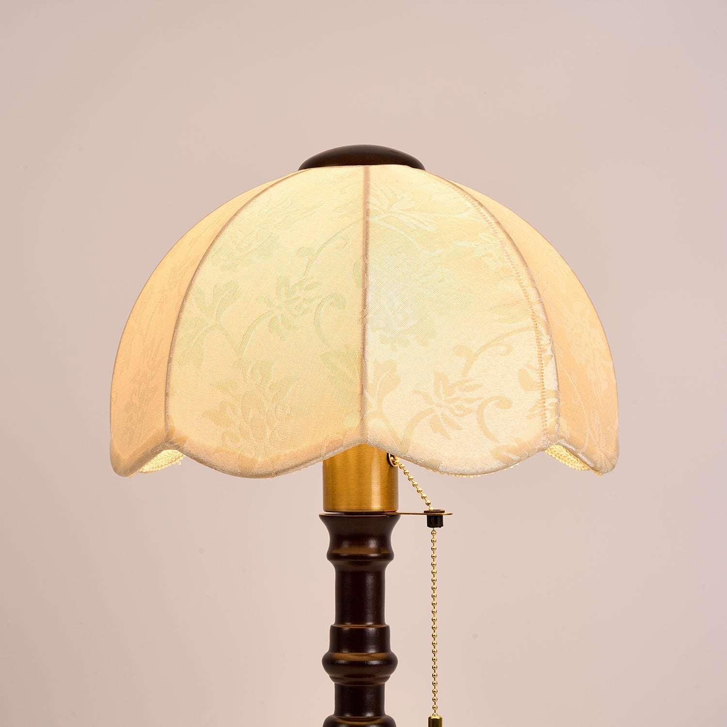 Beckett Vintage Wood Table Lamp - Letslighting