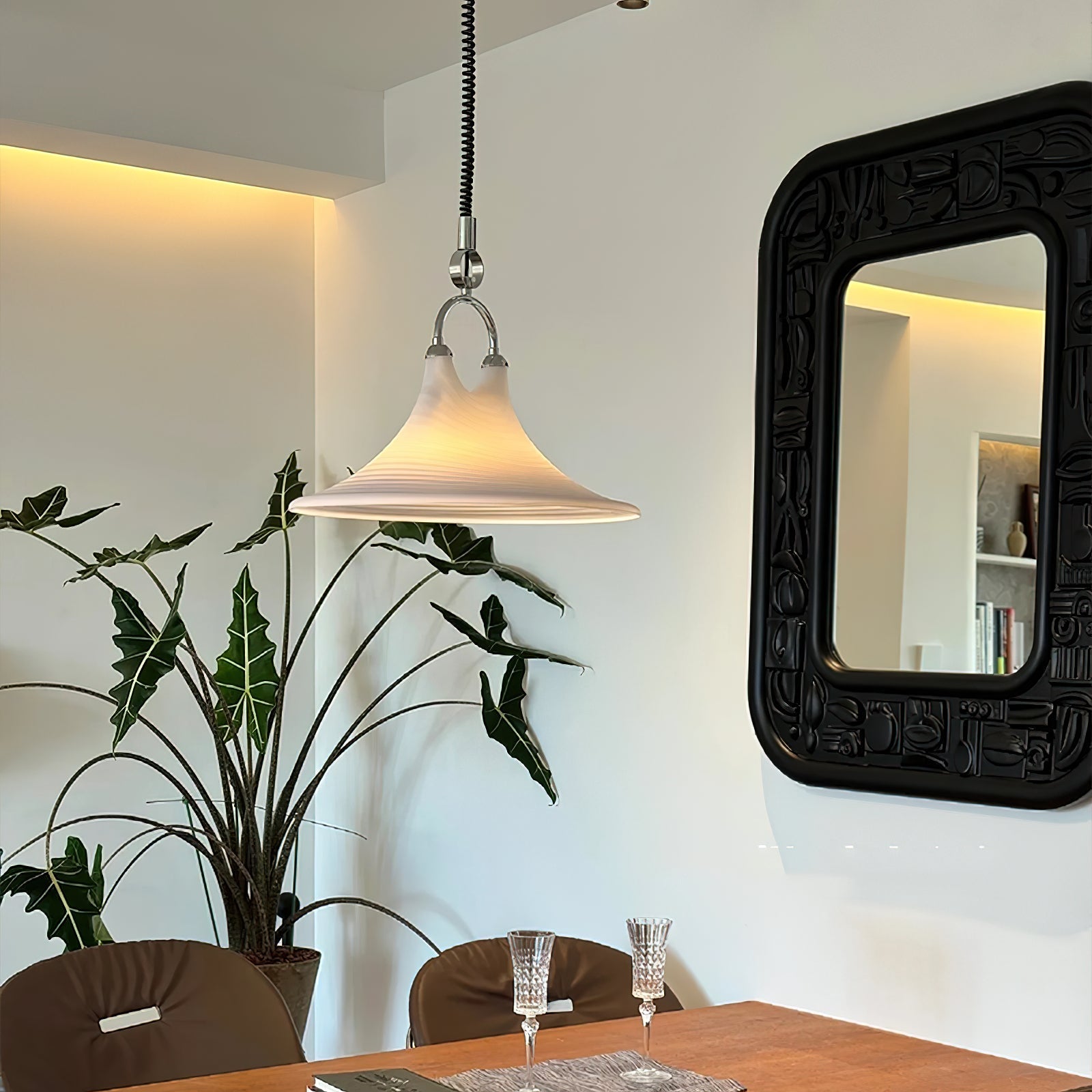 Aria Trumpet Individual Creativity Plastic Pendant Lamp - Letslighting
