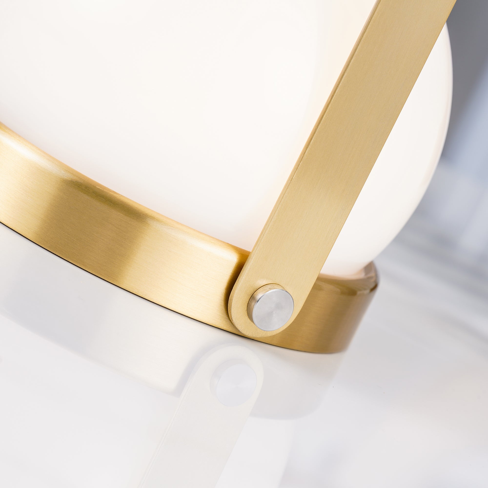 Zenon Glass Minimalist Table Lamp - Letslighting