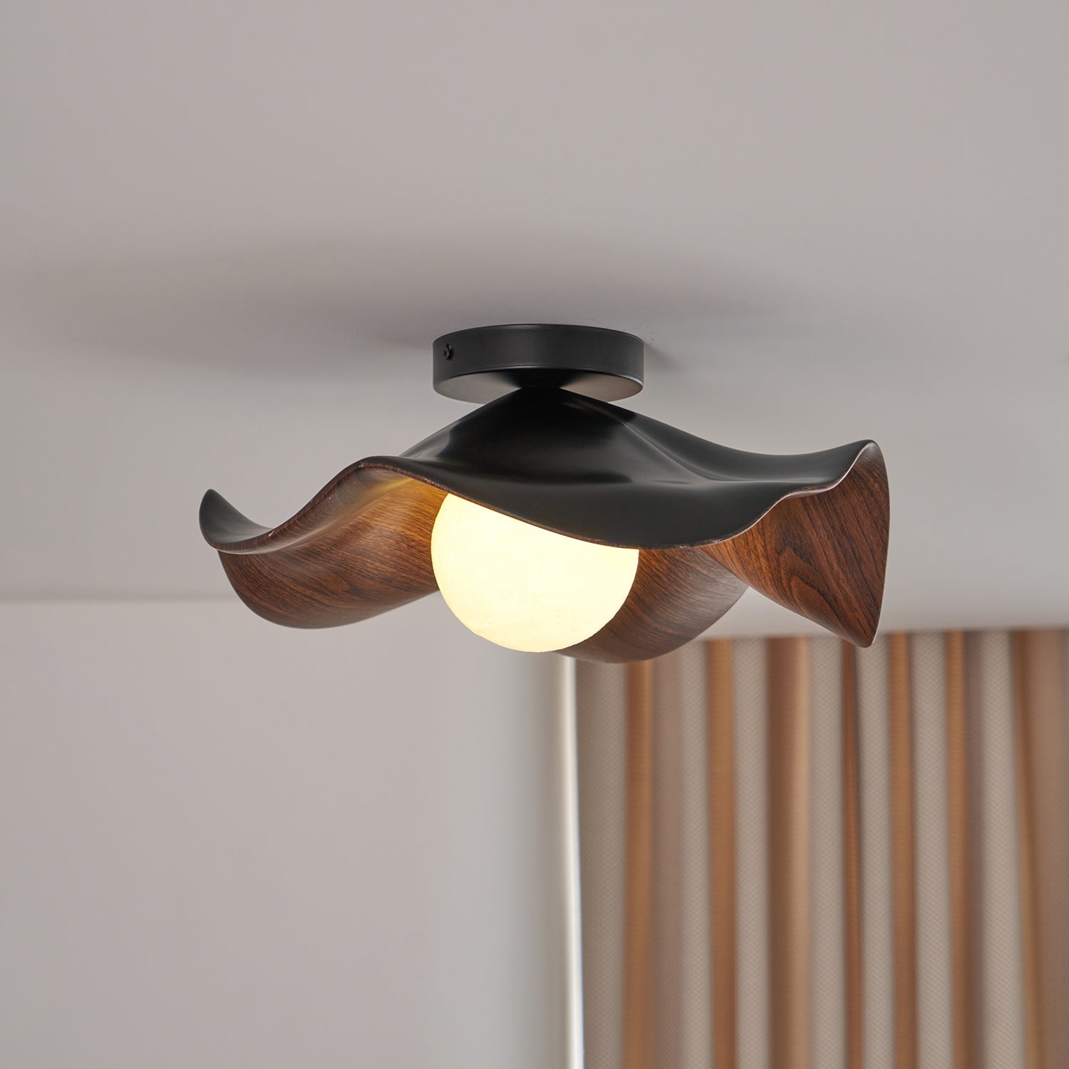 Muto Ceiling Light Wood Black&White