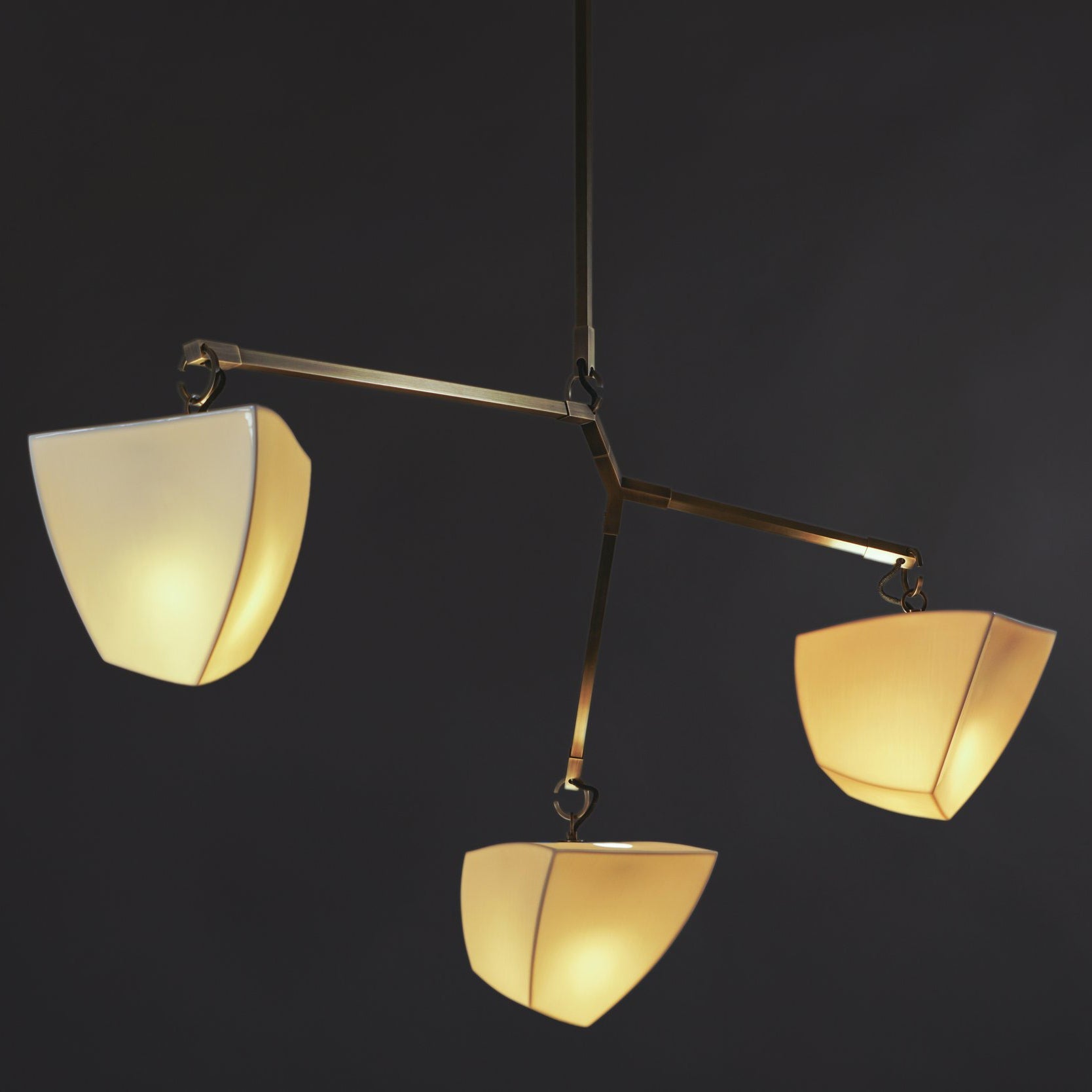 Iris Mobile Individual Creativity Brass Ceramics Chandelier - Letslighting