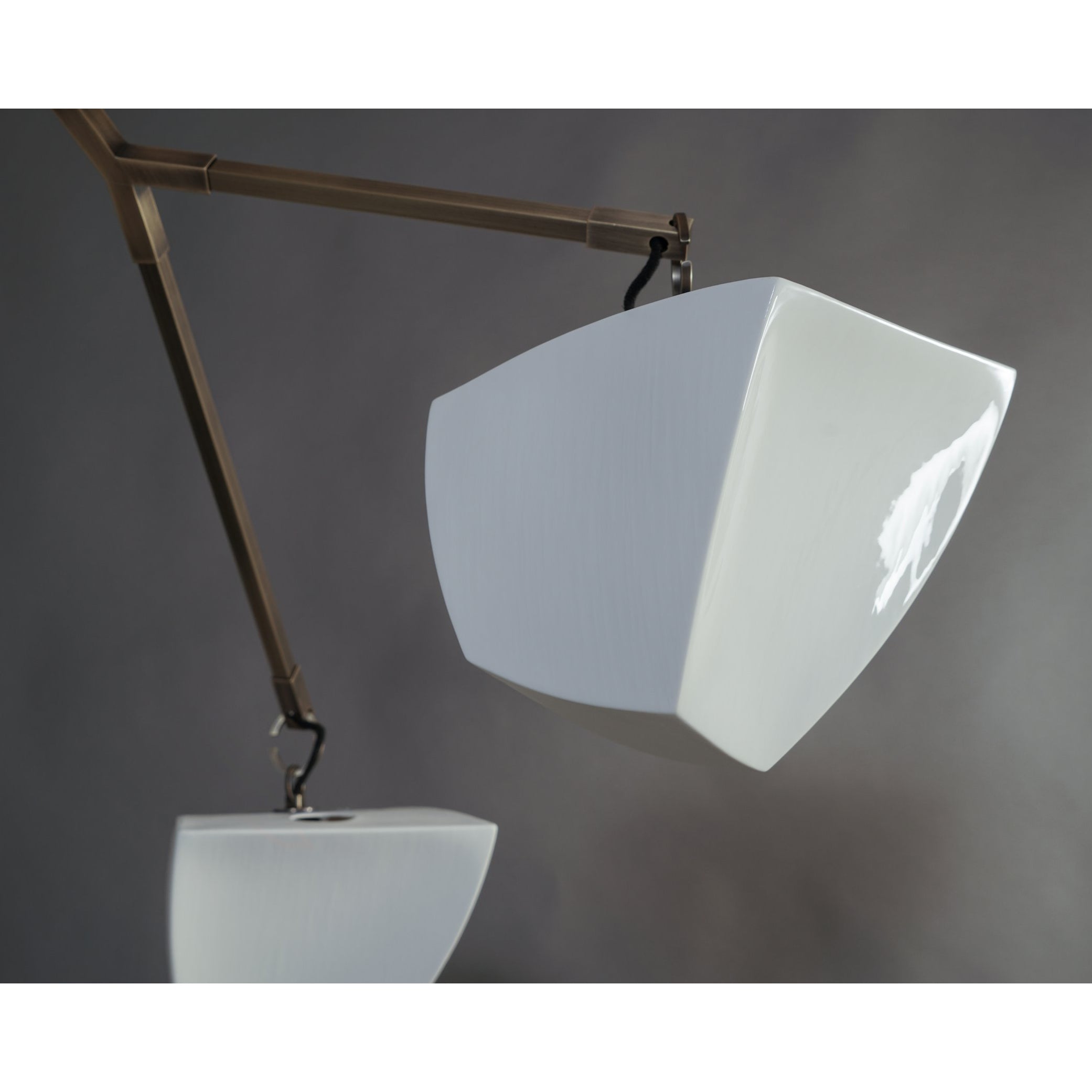 Iris Mobile Individual Creativity Brass Ceramics Chandelier - Letslighting