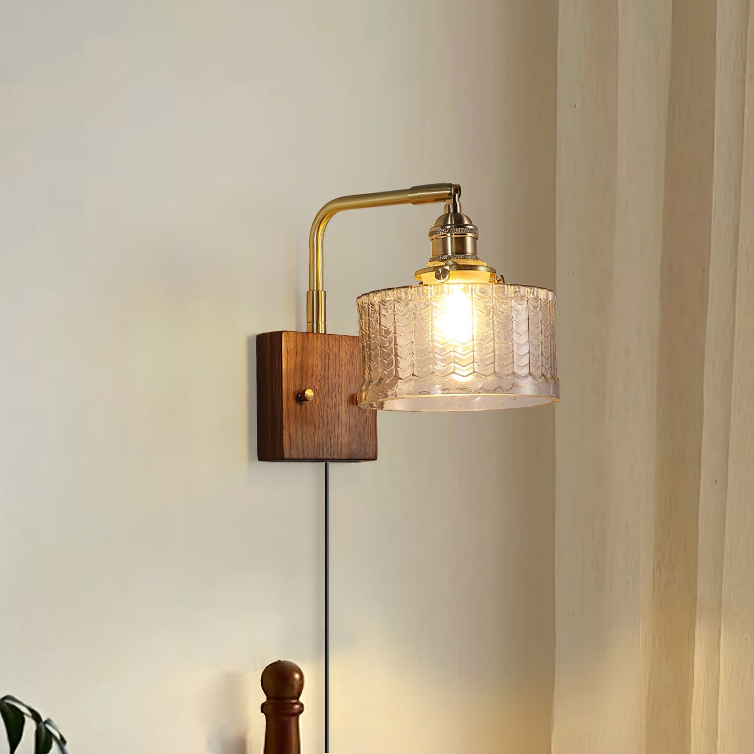 Valentina Emerald Glow Wall Lamp Plug-In