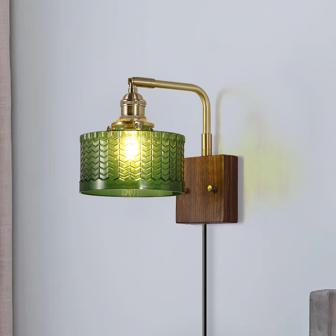 Valentina Emerald Glow Wall Lamp Plug-In