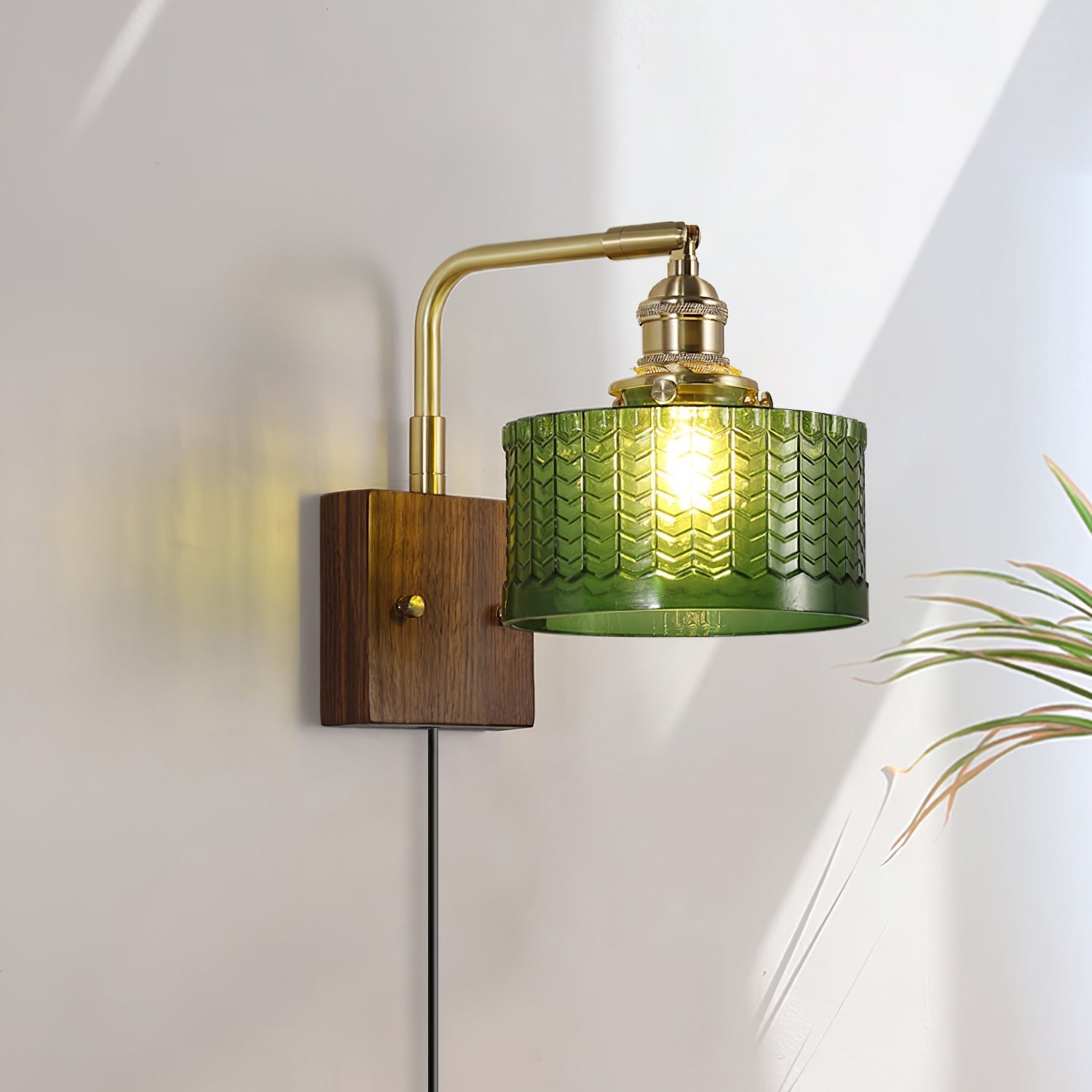 Valentina Emerald Glow Wall Lamp Plug-In