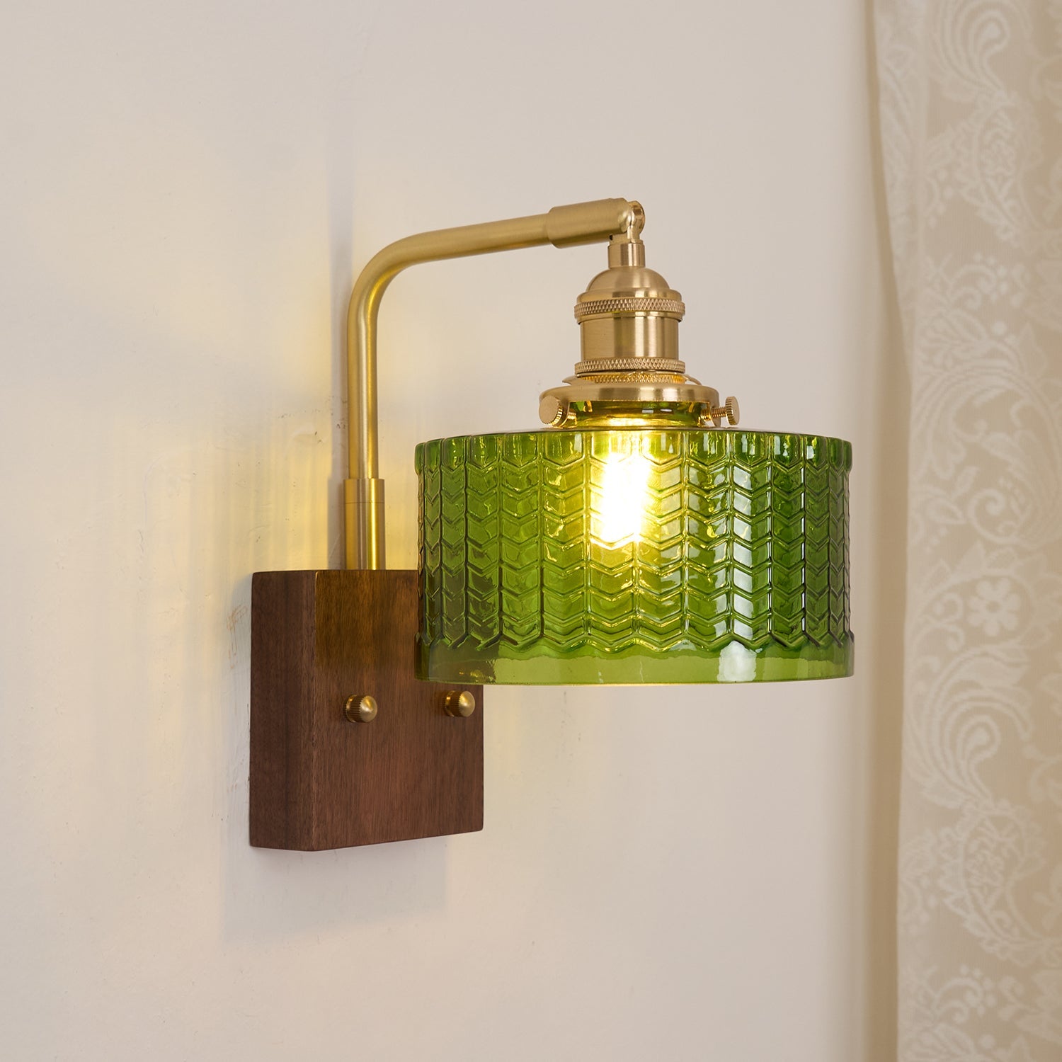 Valentina Emerald Glow Wall Lamp Plug-In