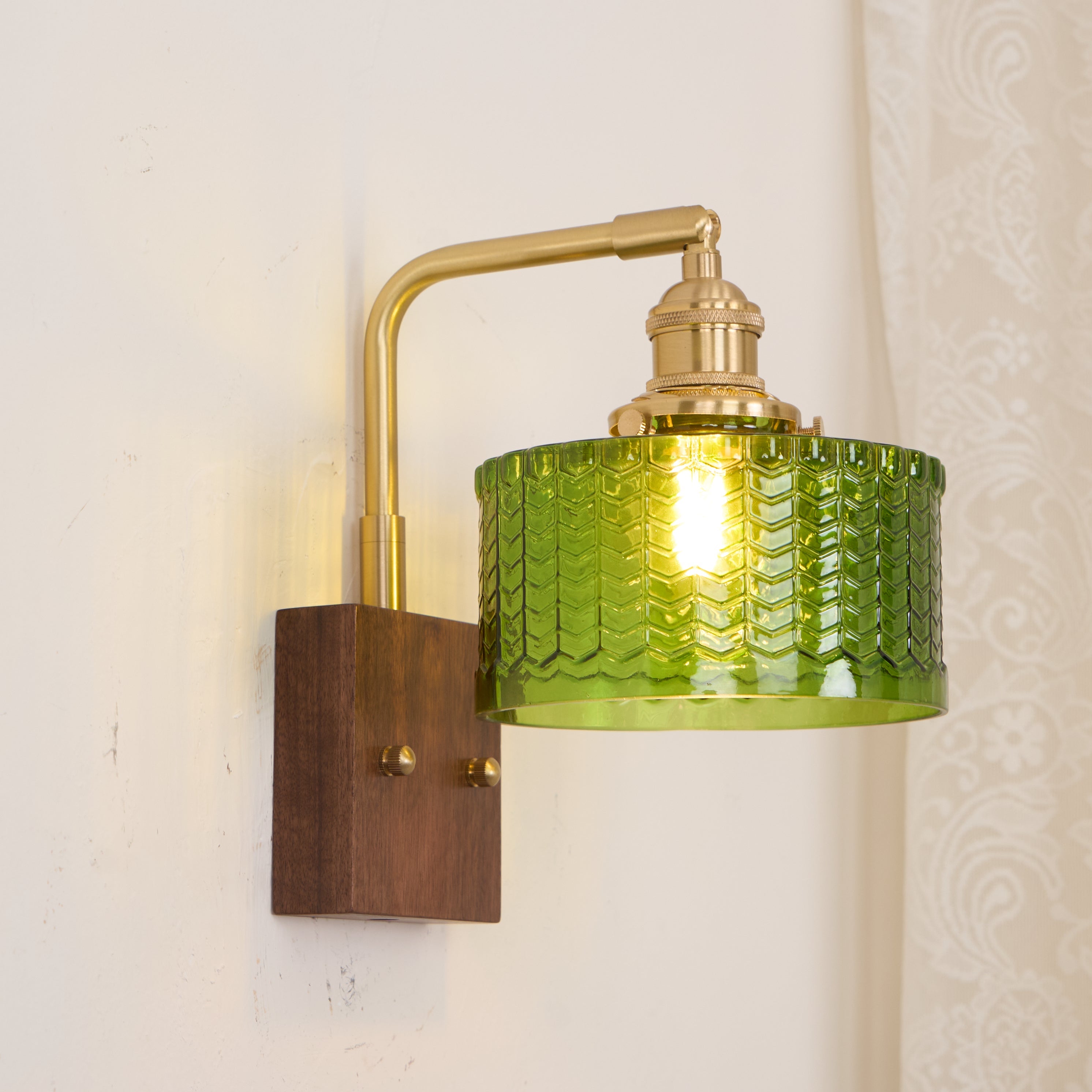 Valentina Emerald Glow Wall Lamp Plug-In