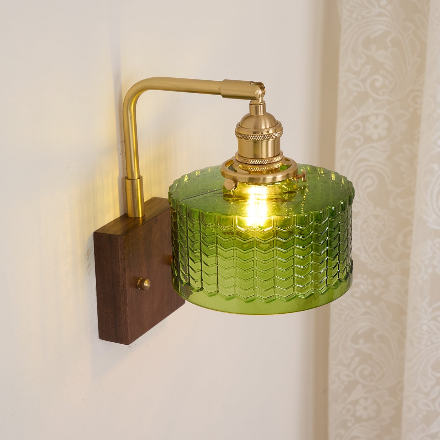 Valentina Emerald Glow Wall Lamp Plug-In