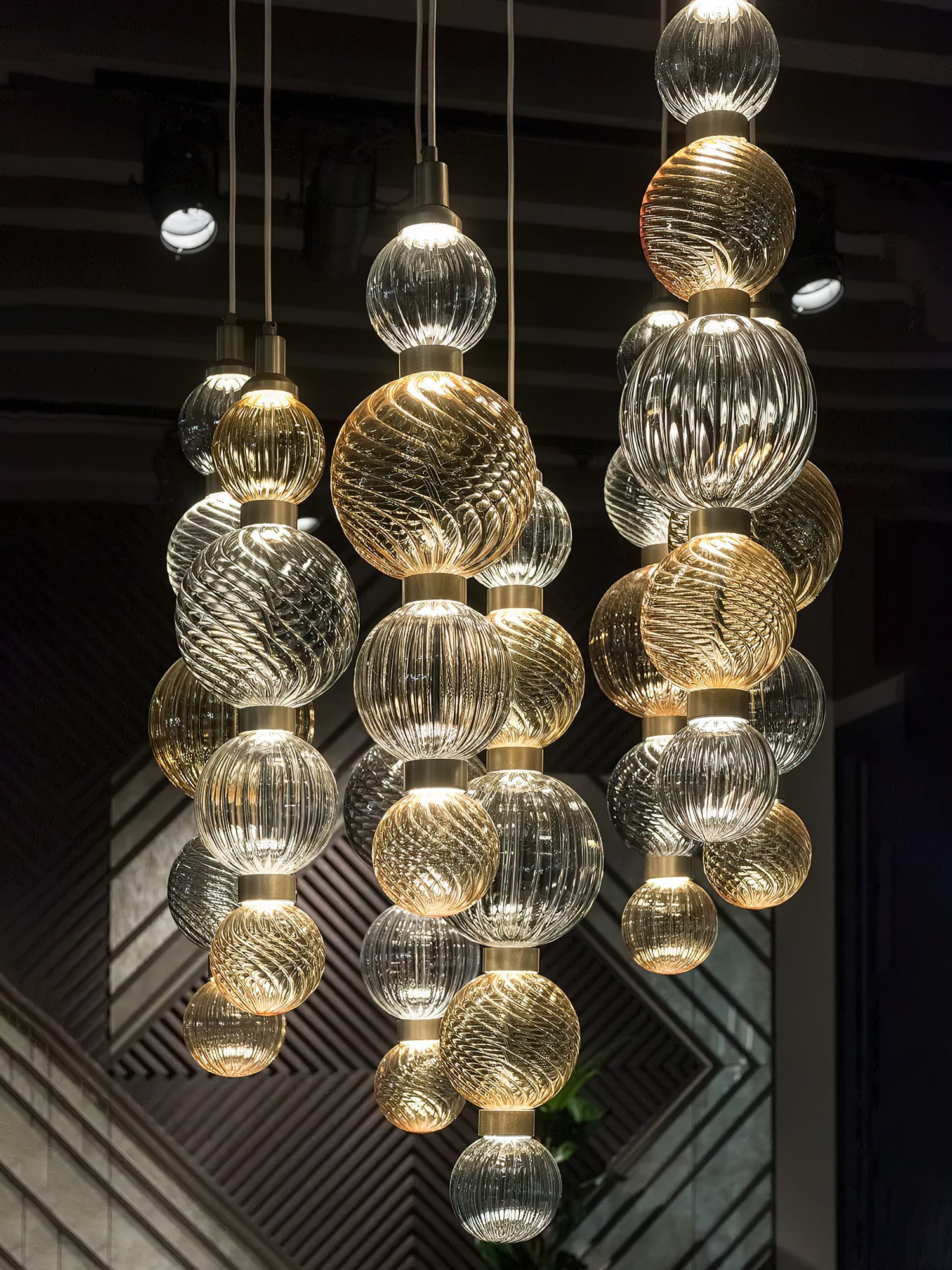 Celvara Globe Pendant Lamp - Letslighting