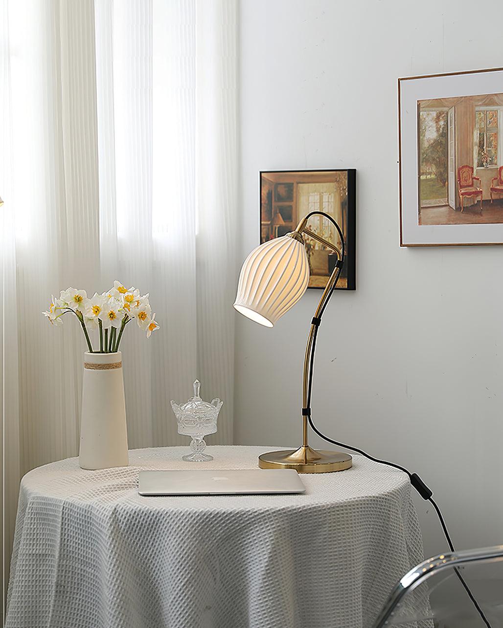 Jude Vintage Table Lamp - Letslighting