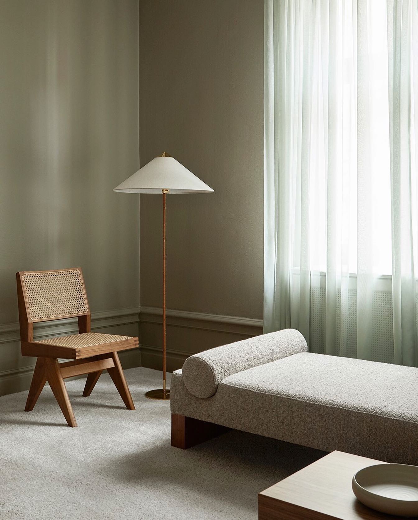 Jesse Minimalist Floor Lamp - Letslighting