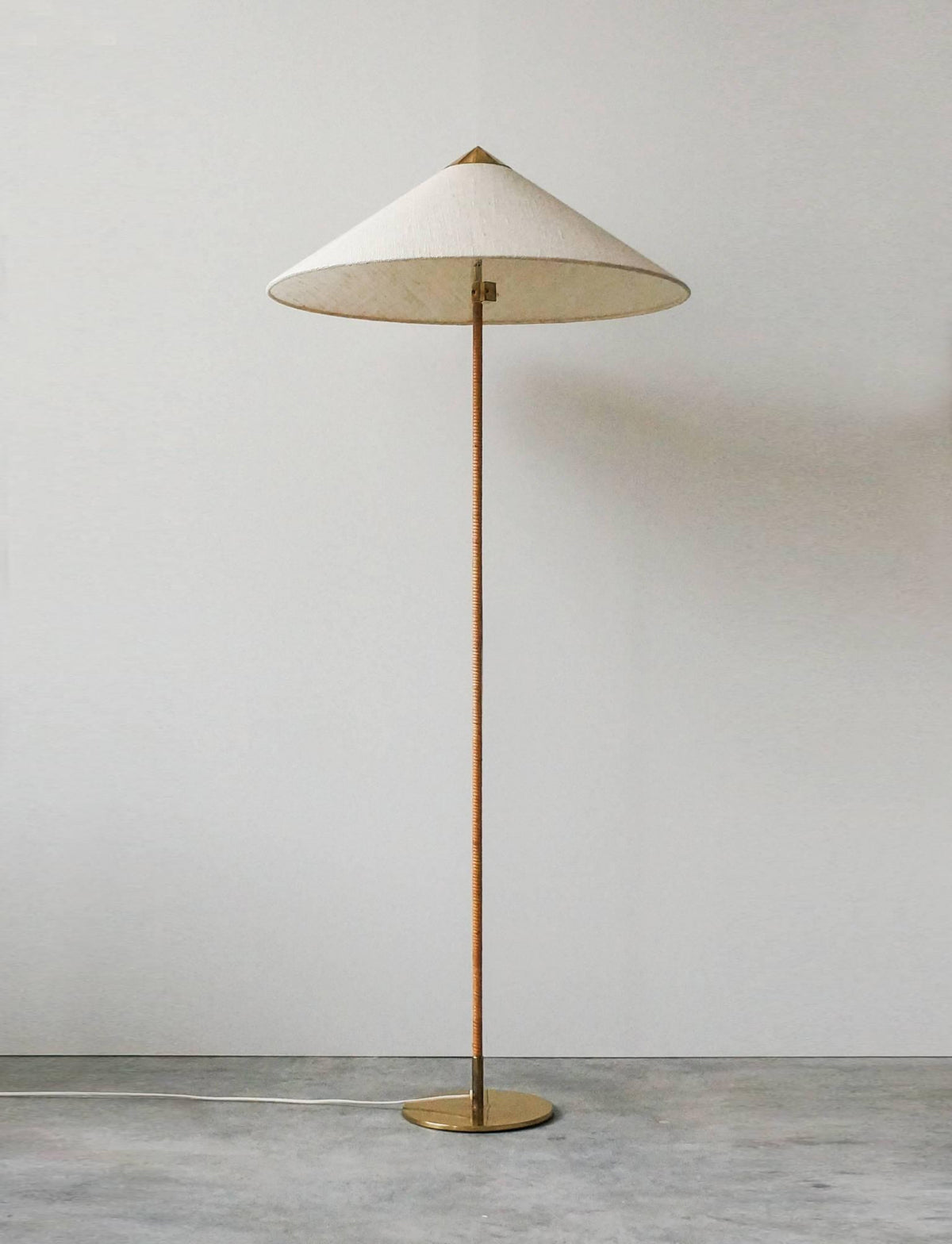 Jesse Minimalist Floor Lamp - Letslighting