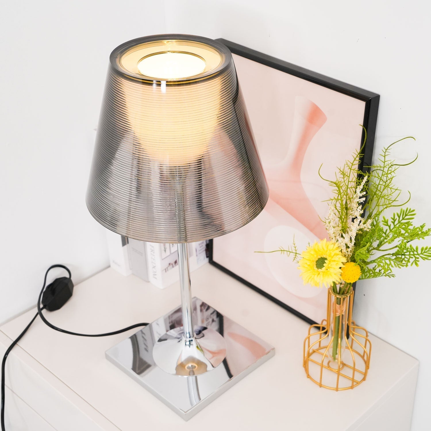 Bravon Plastic Table Lamp - Letslighting