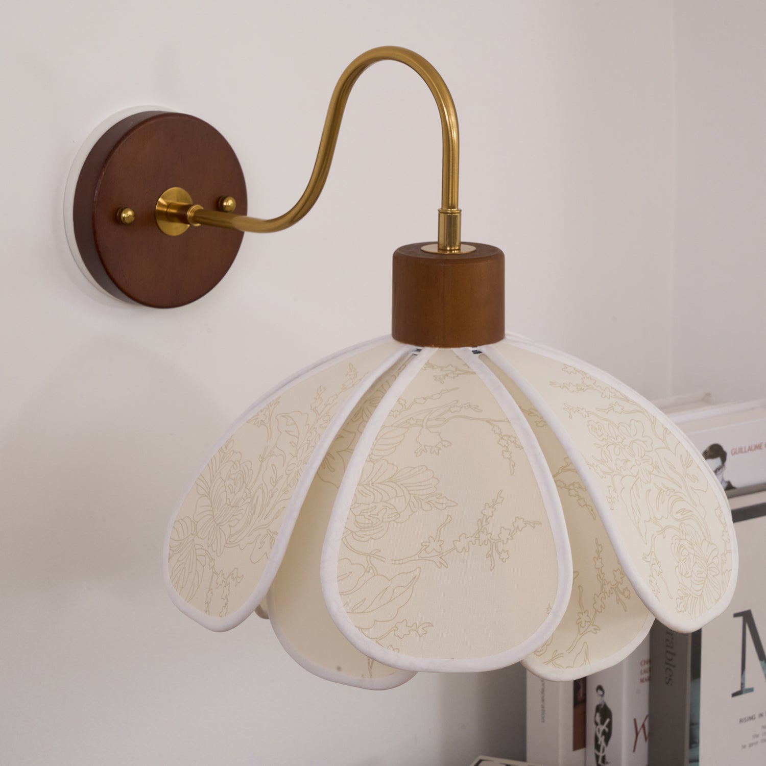 Ritta Vintage Floral Wall Lamp - Letslighting