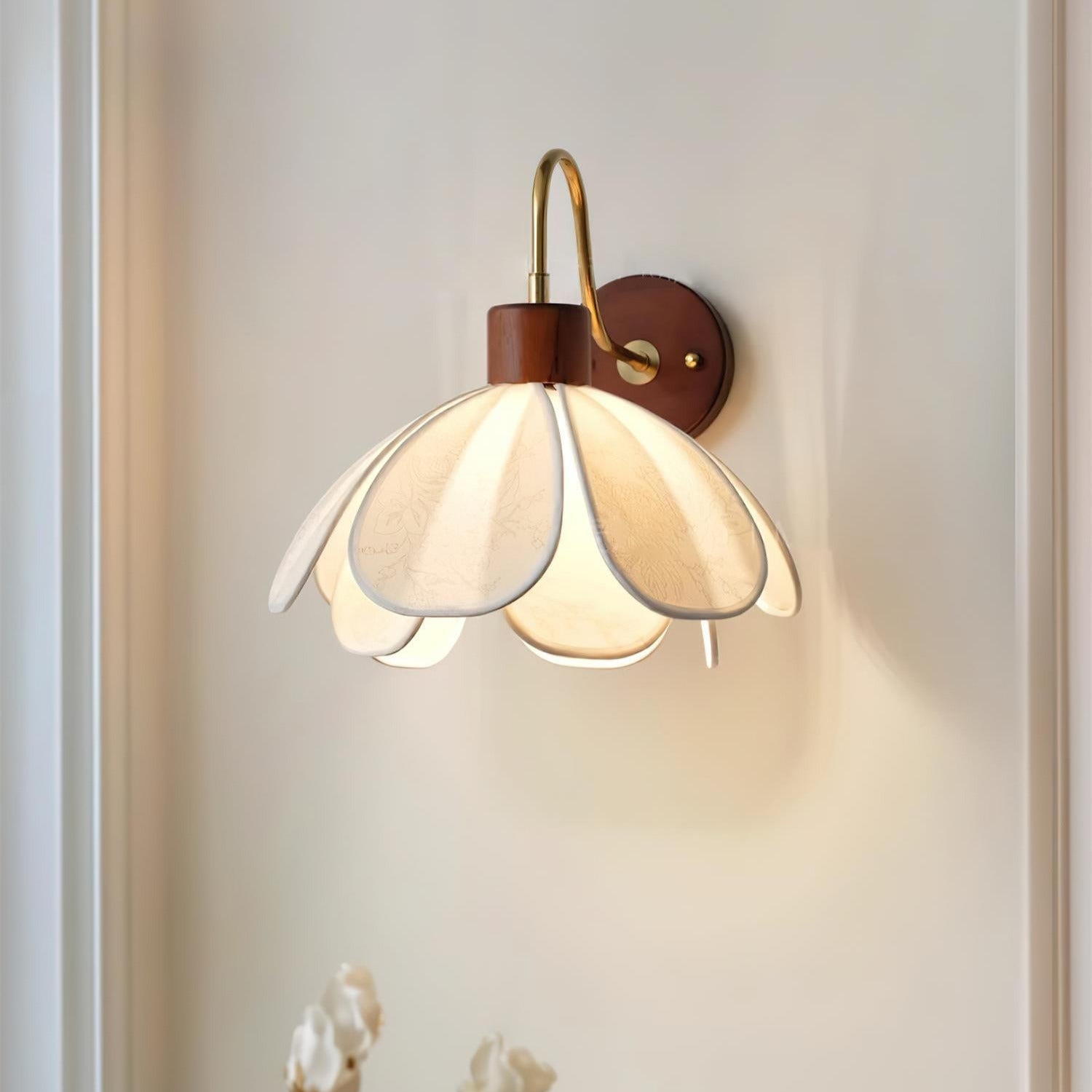 Ritta Vintage Floral Wall Lamp - Letslighting