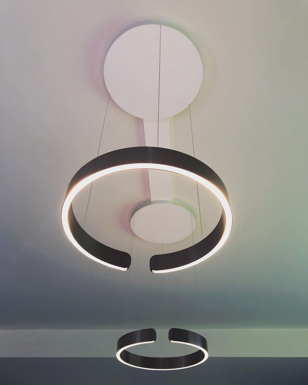 Zelaeora Modern Minimalist Chandelier - Letslighting