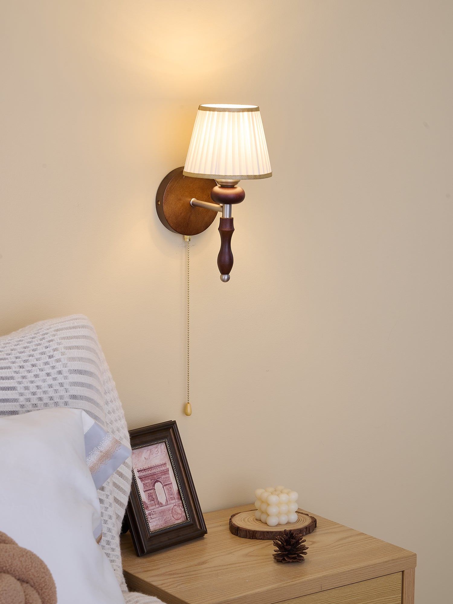 Eshae Premium Nordic Art Fabric Wood Wall Lamp - Letslighting