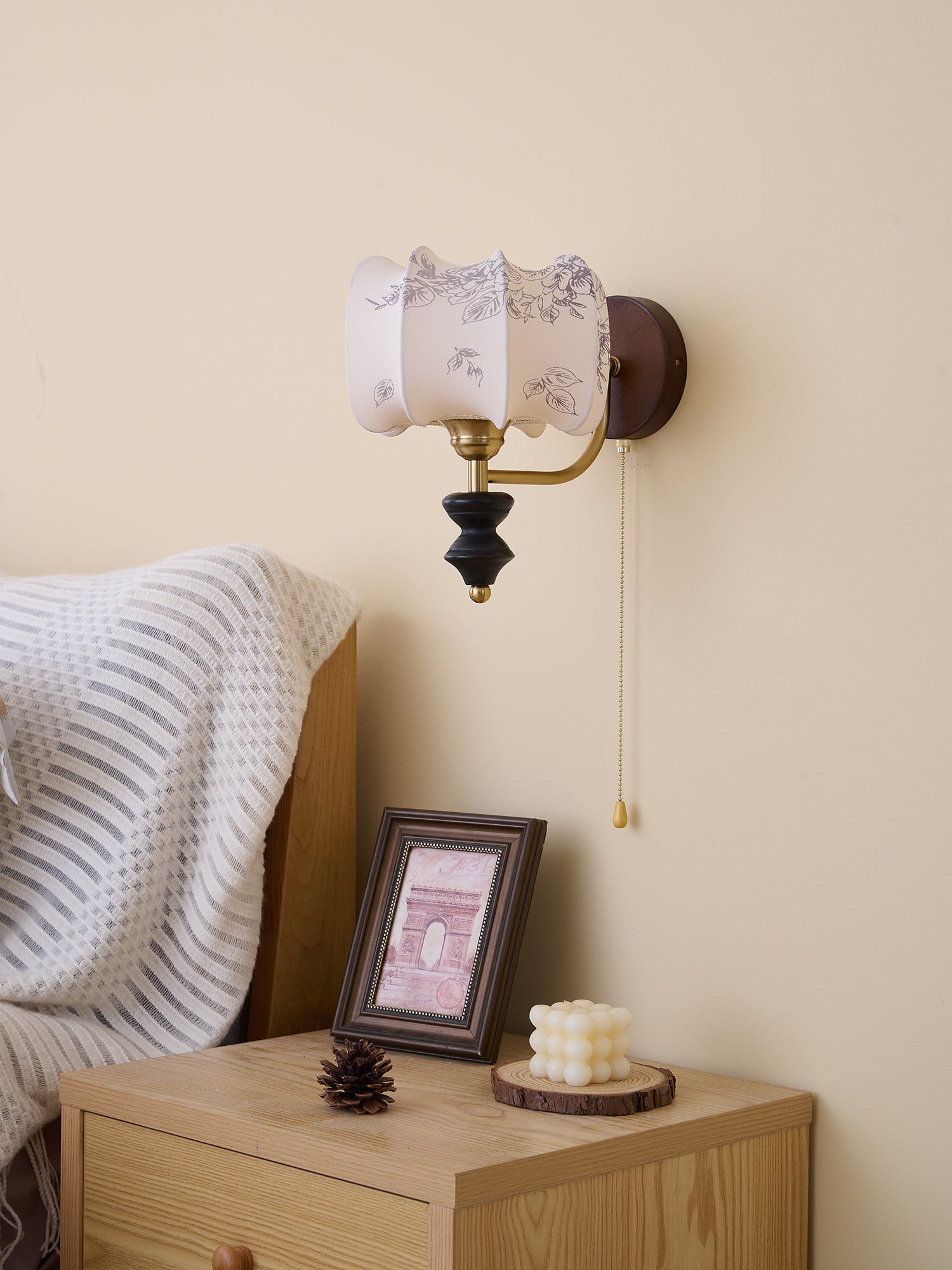 Eshae Premium Nordic Art Fabric Wood Wall Lamp - Letslighting