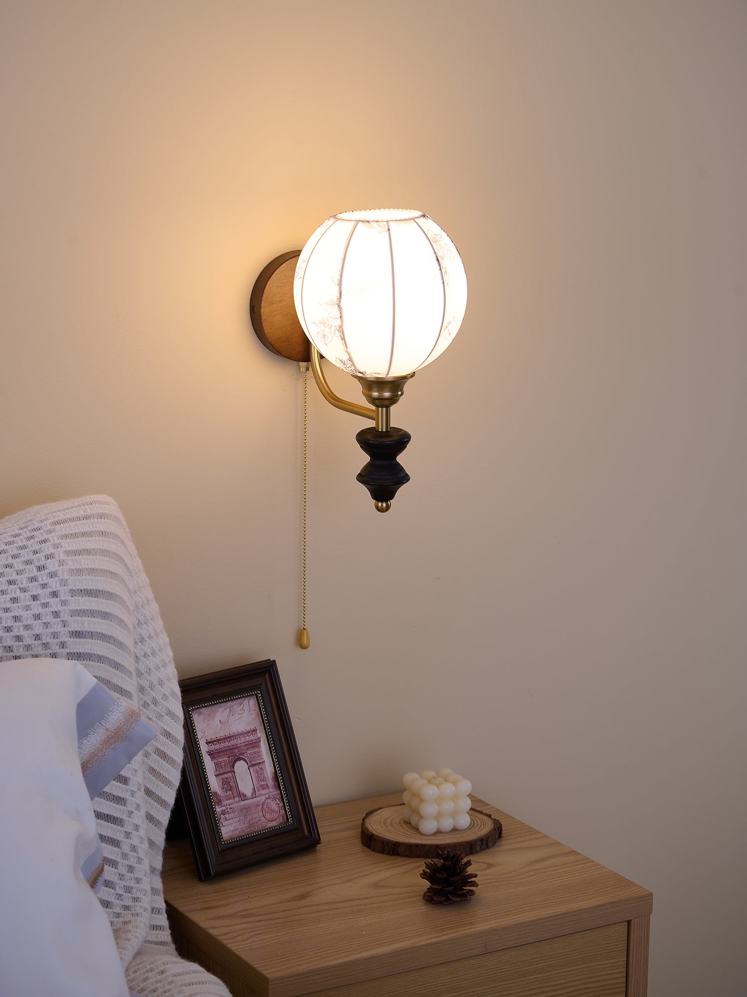 Eshae Premium Nordic Art Fabric Wood Wall Lamp - Letslighting