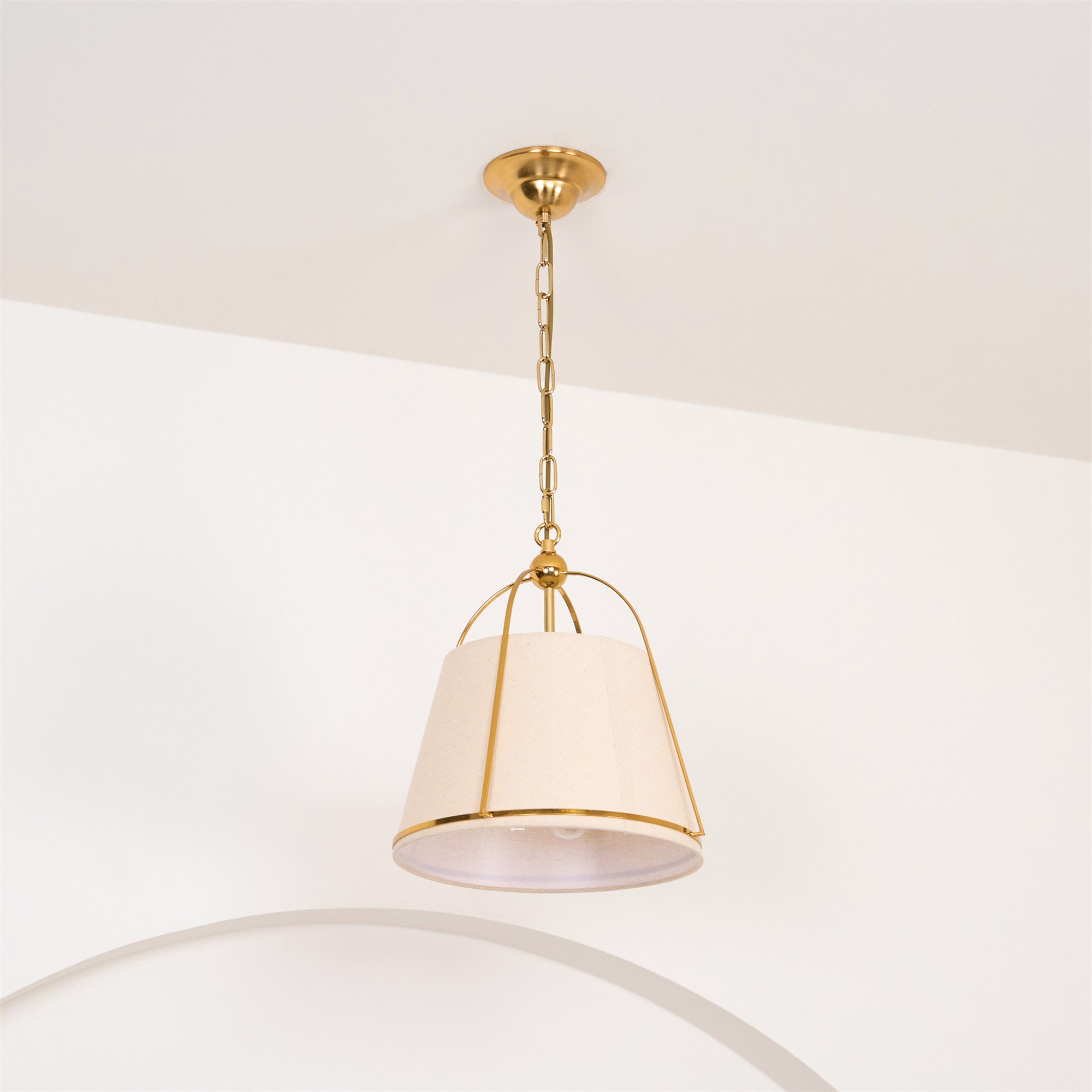 Yonder Traditional Classic Brass Fabric Pendant Lamp - Letslighting